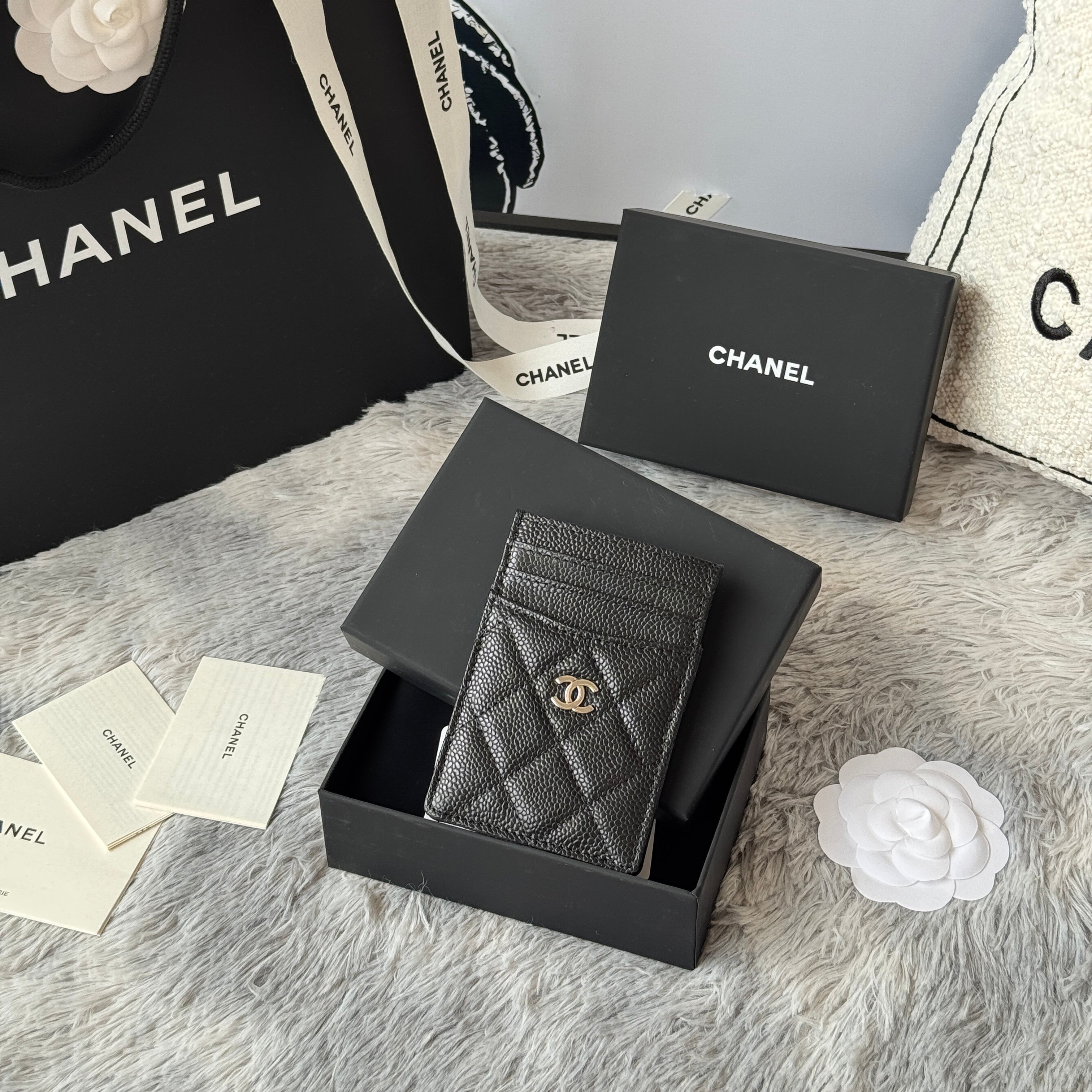 CC Carld Holder Black Sliver-tone Metal Grain Calfskin 242678
