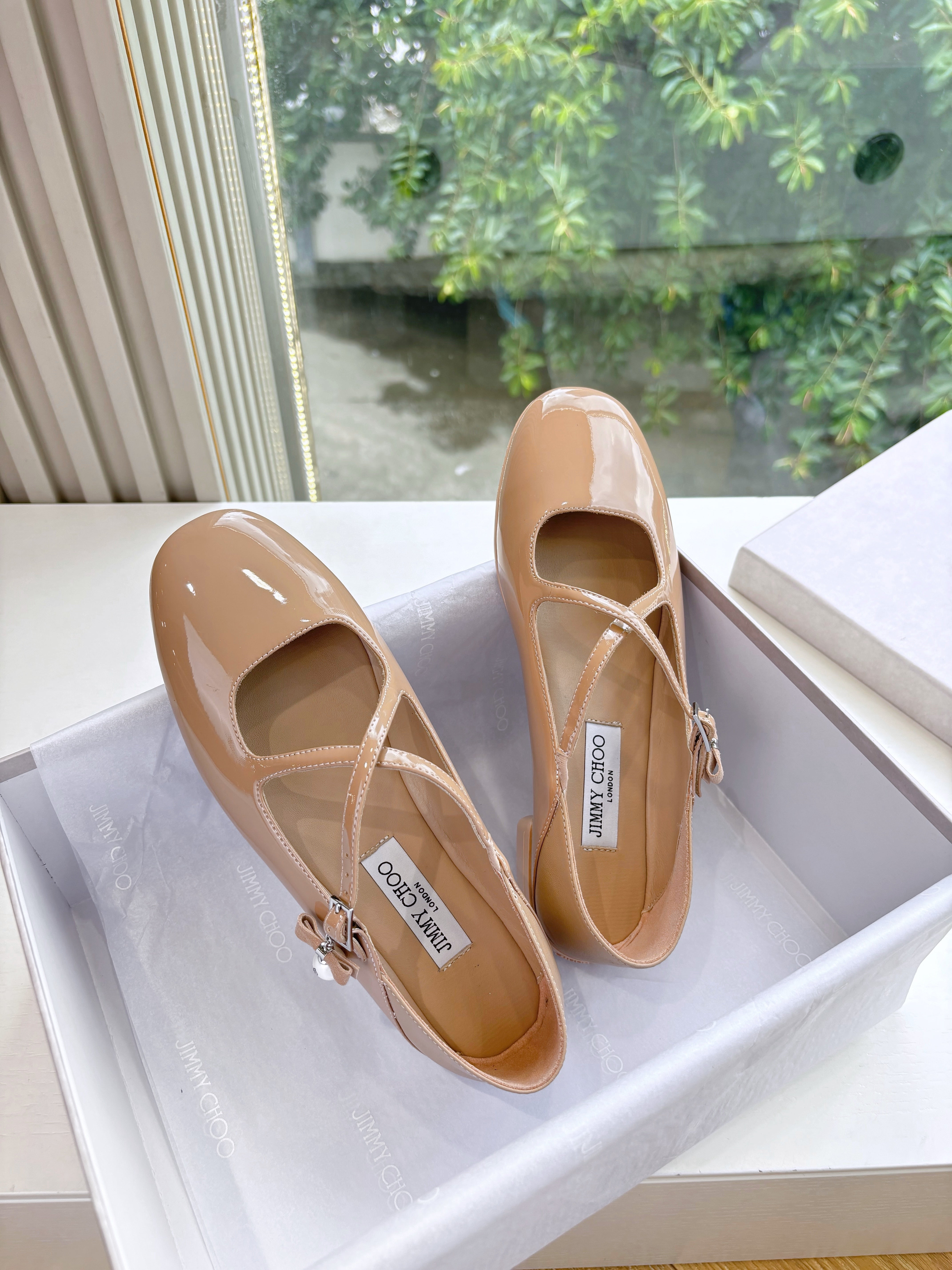 Jimmy Eleri Ballerina Shoes Beige Patent Leather 430573