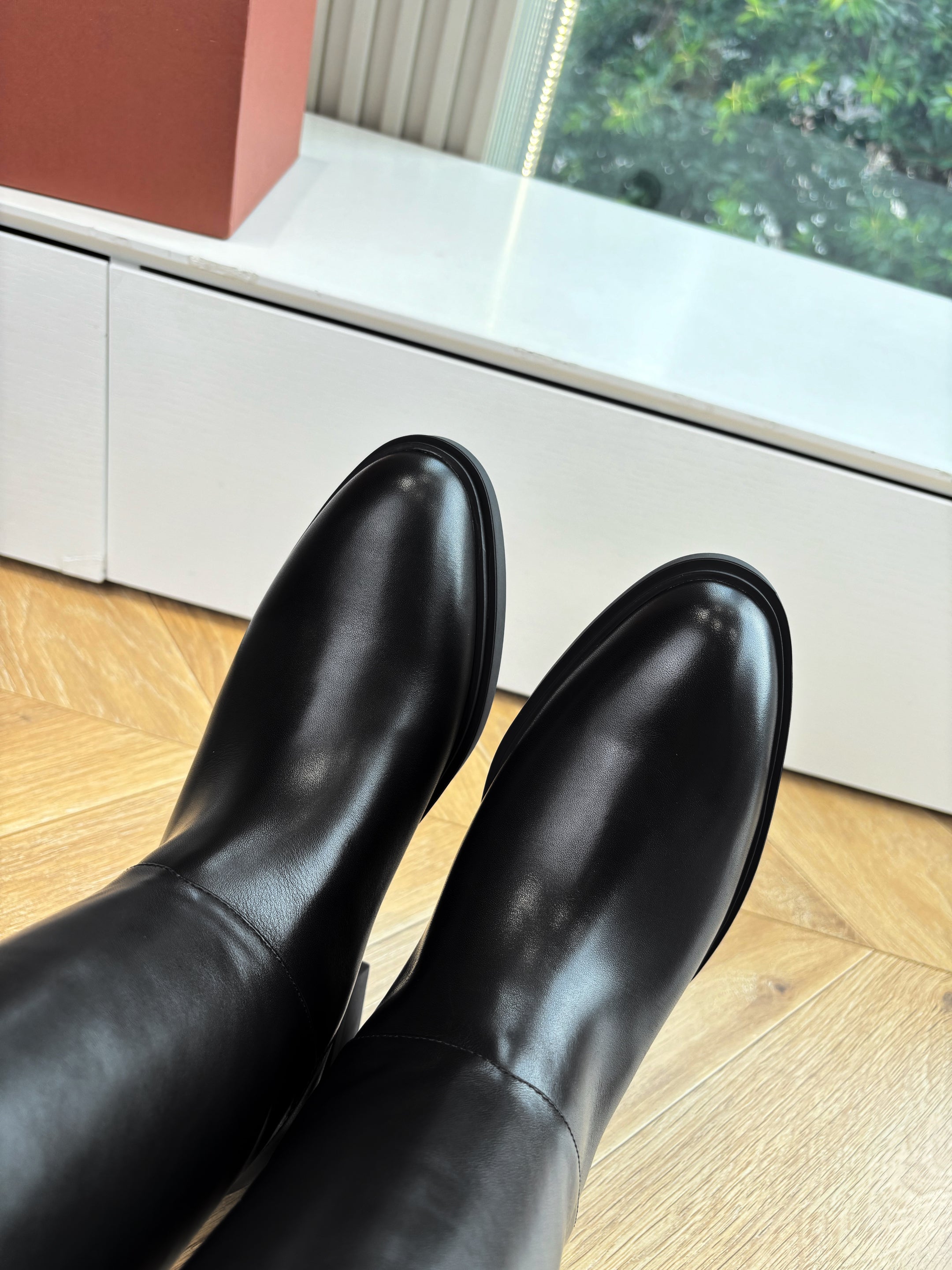LP Kilda Knee-High Boots Black Leather 507418