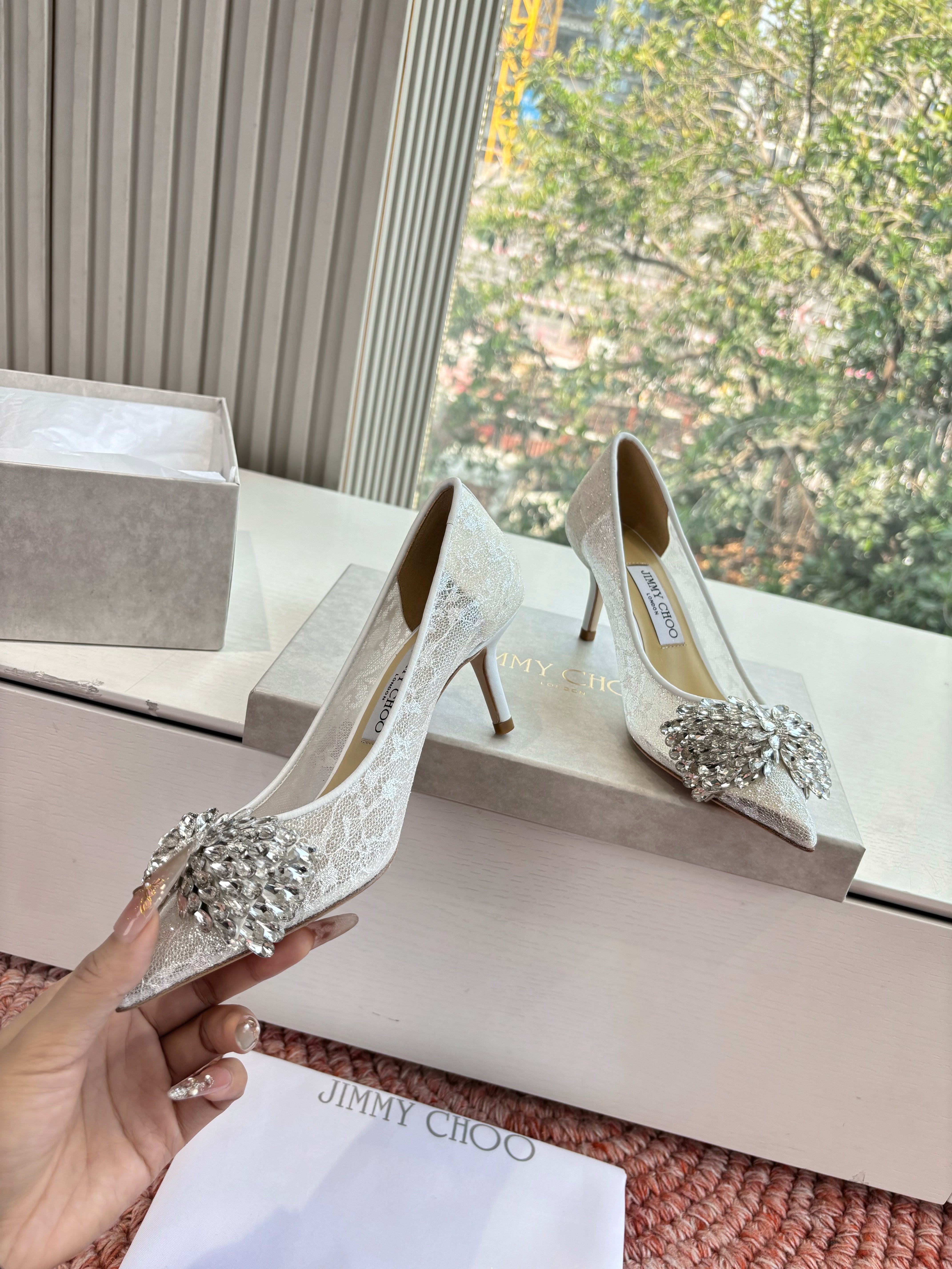 JC 26s Rhinestone Auria Pumps 8.5cm White Mesh 648208