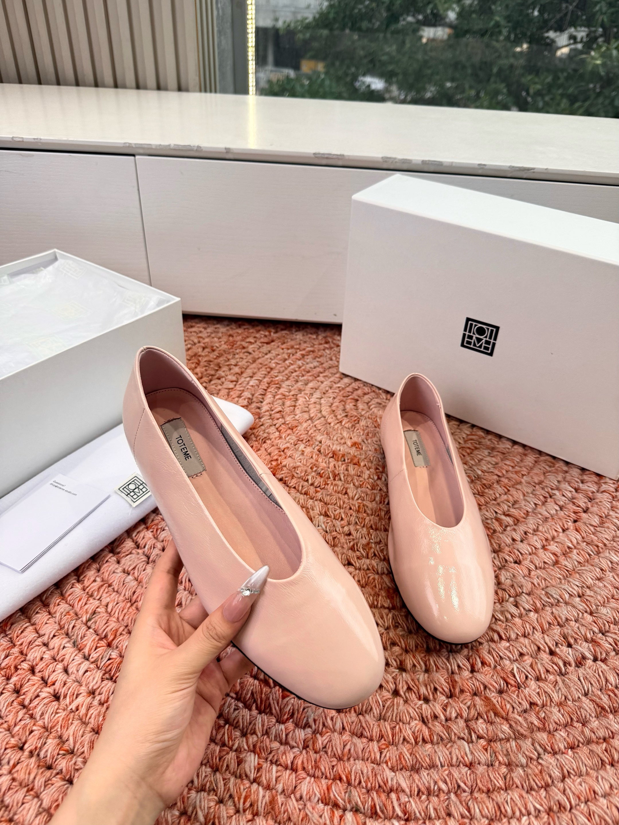 Toteme Ballerinas Light Pink Glossy Leather 760432