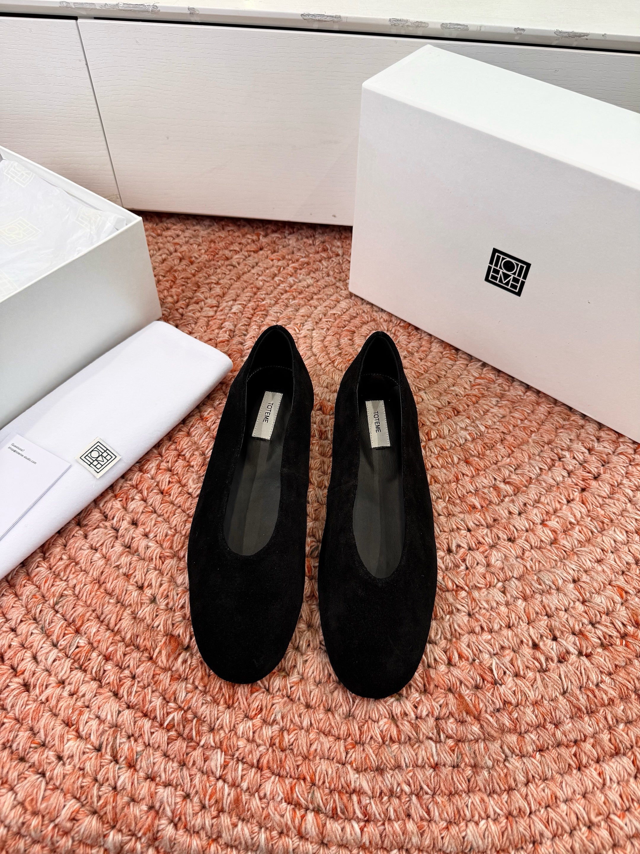Toteme Ballerinas Black Suede 760435