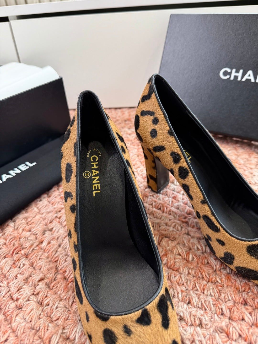 Chanel 26s High Heels In Brown Pony Hair With Leopard-Print
