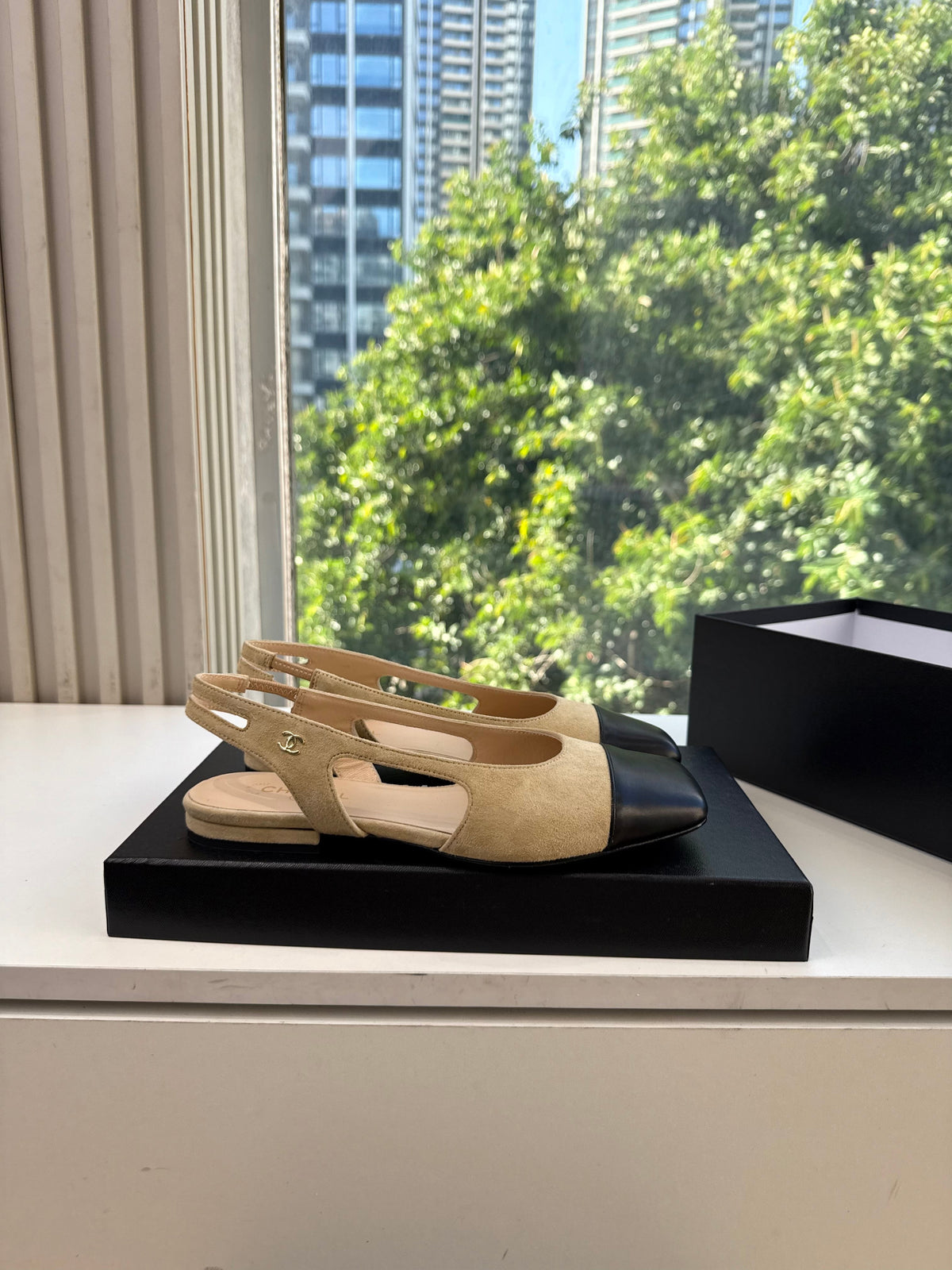 CC 26s Cap Toe Slingback Flats Beige Suede 168786