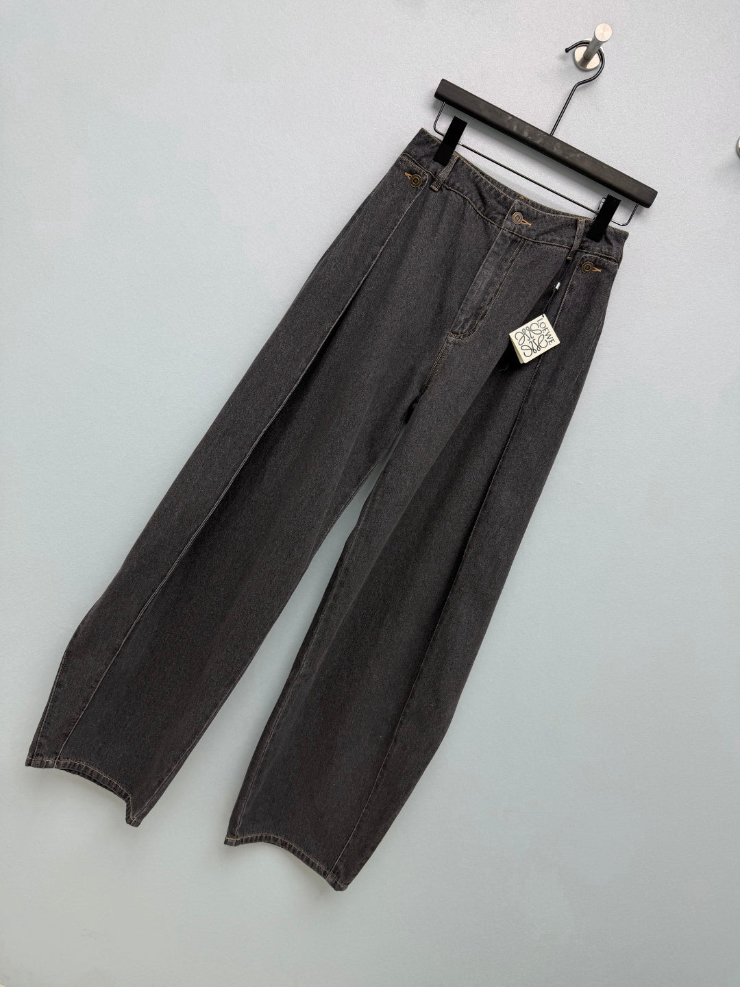 Loewe 26s Pleated Wide-Leg Jeans Grey Cotton 411625