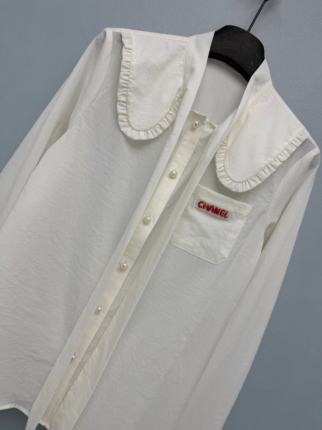 CC 26s Ruffle Oversized Collar Blouse White Polyester 421388