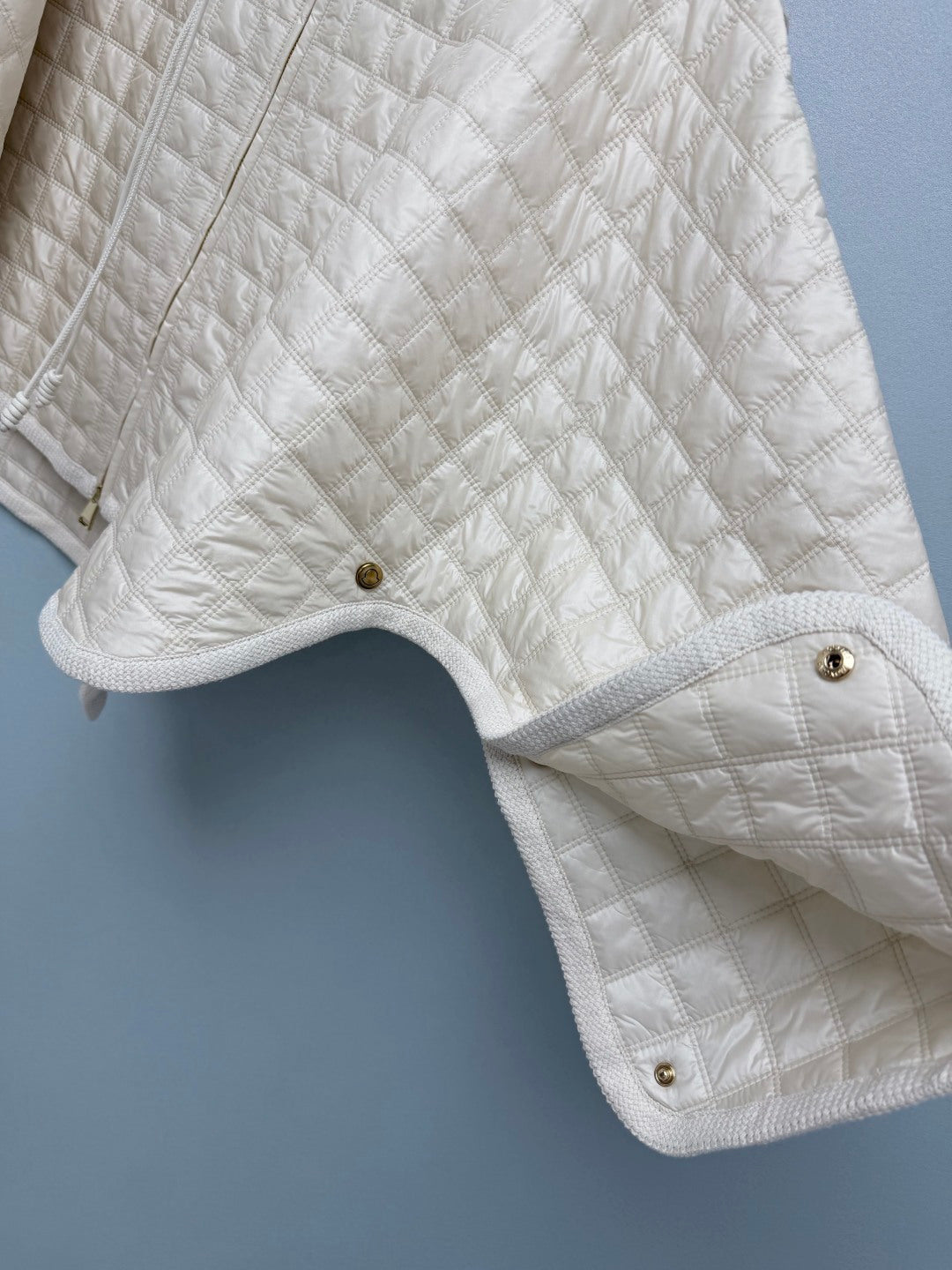 Moncler 26s Padded Coat with Classic Check Quilting Cream 425140