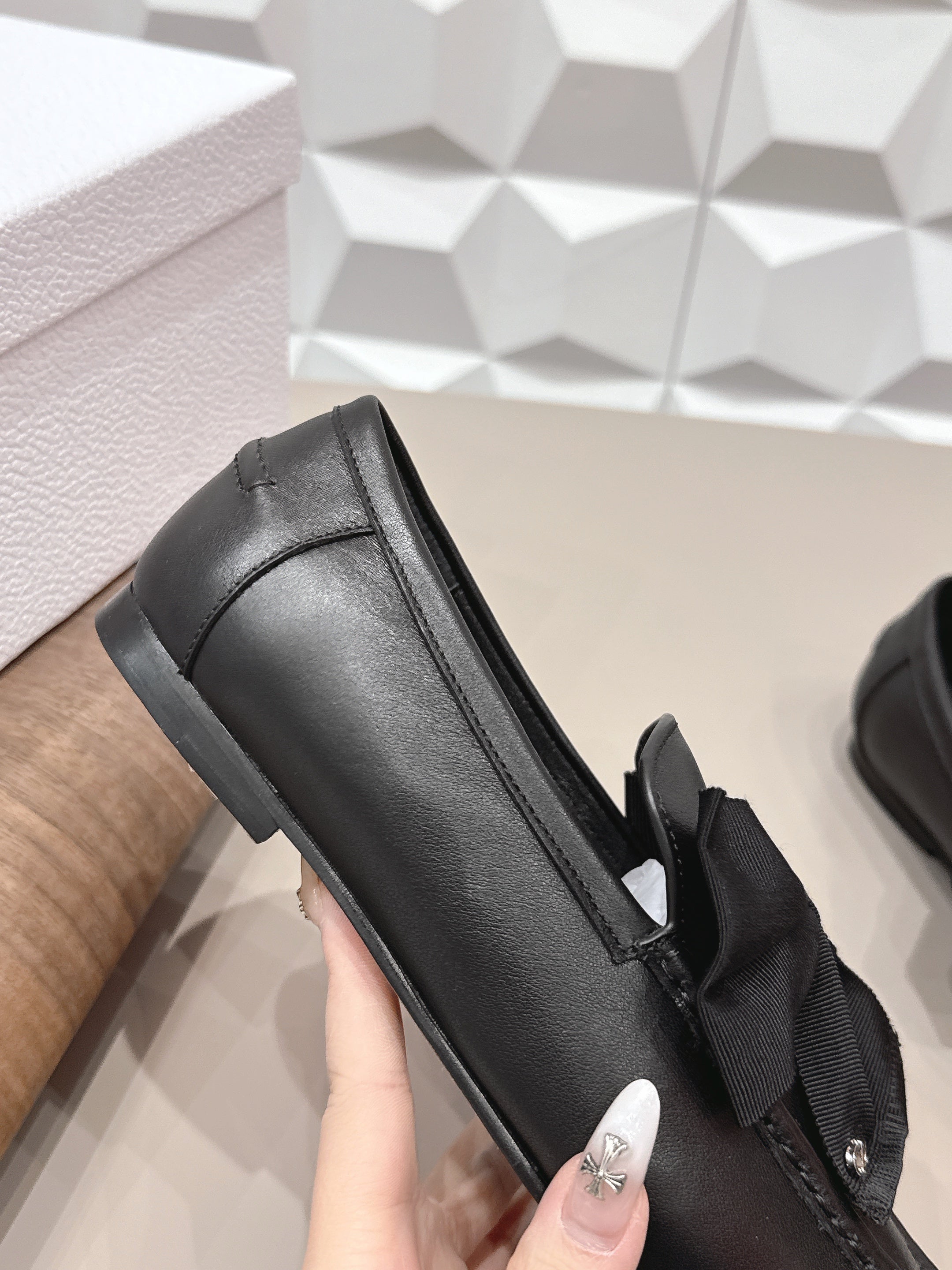 CD Diorissimo Loafer Black Sheepskin 613690
