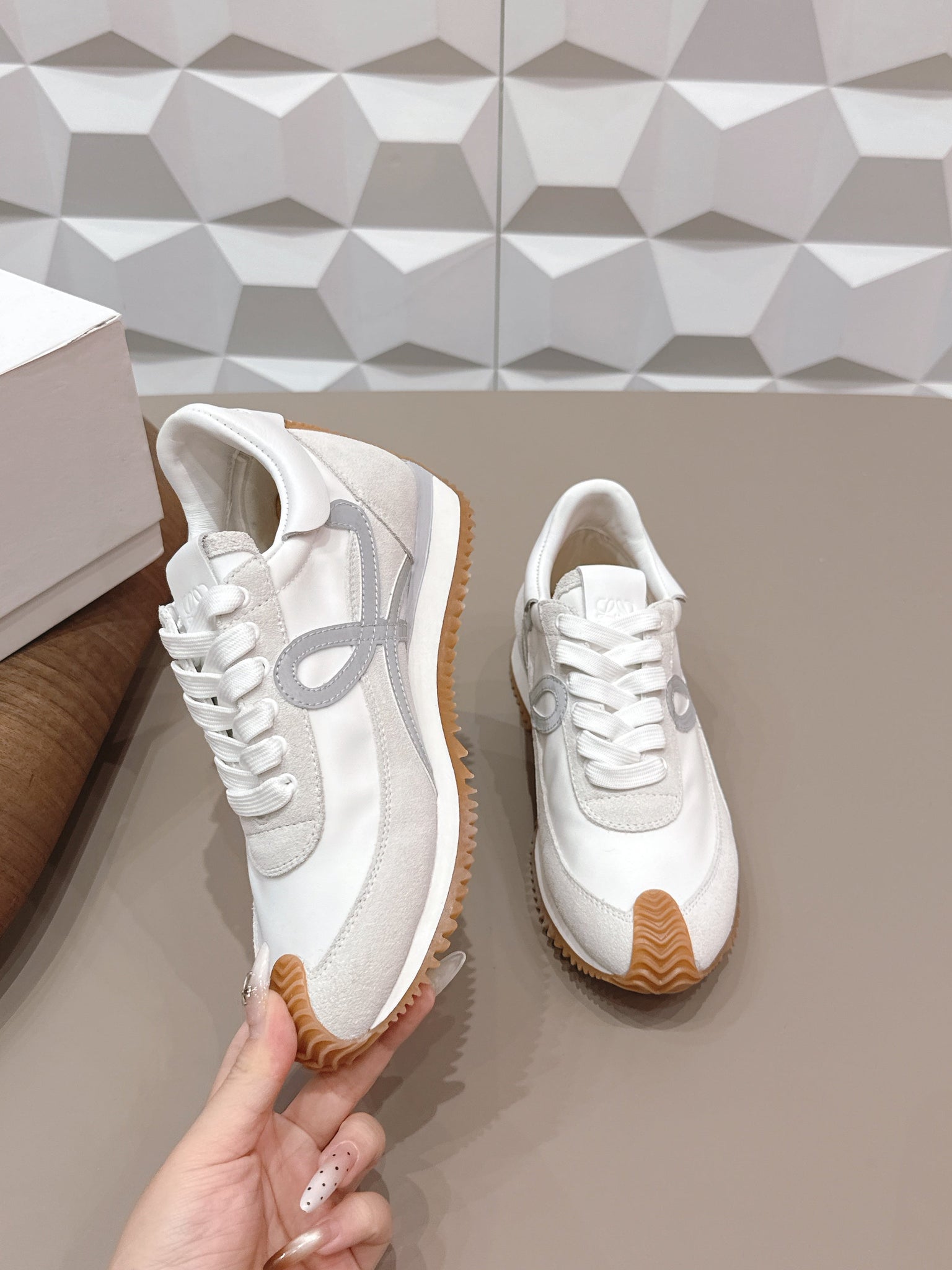 Loewe 26s Flow Runner Sneaker In Light Gray Suede And White Calfskin