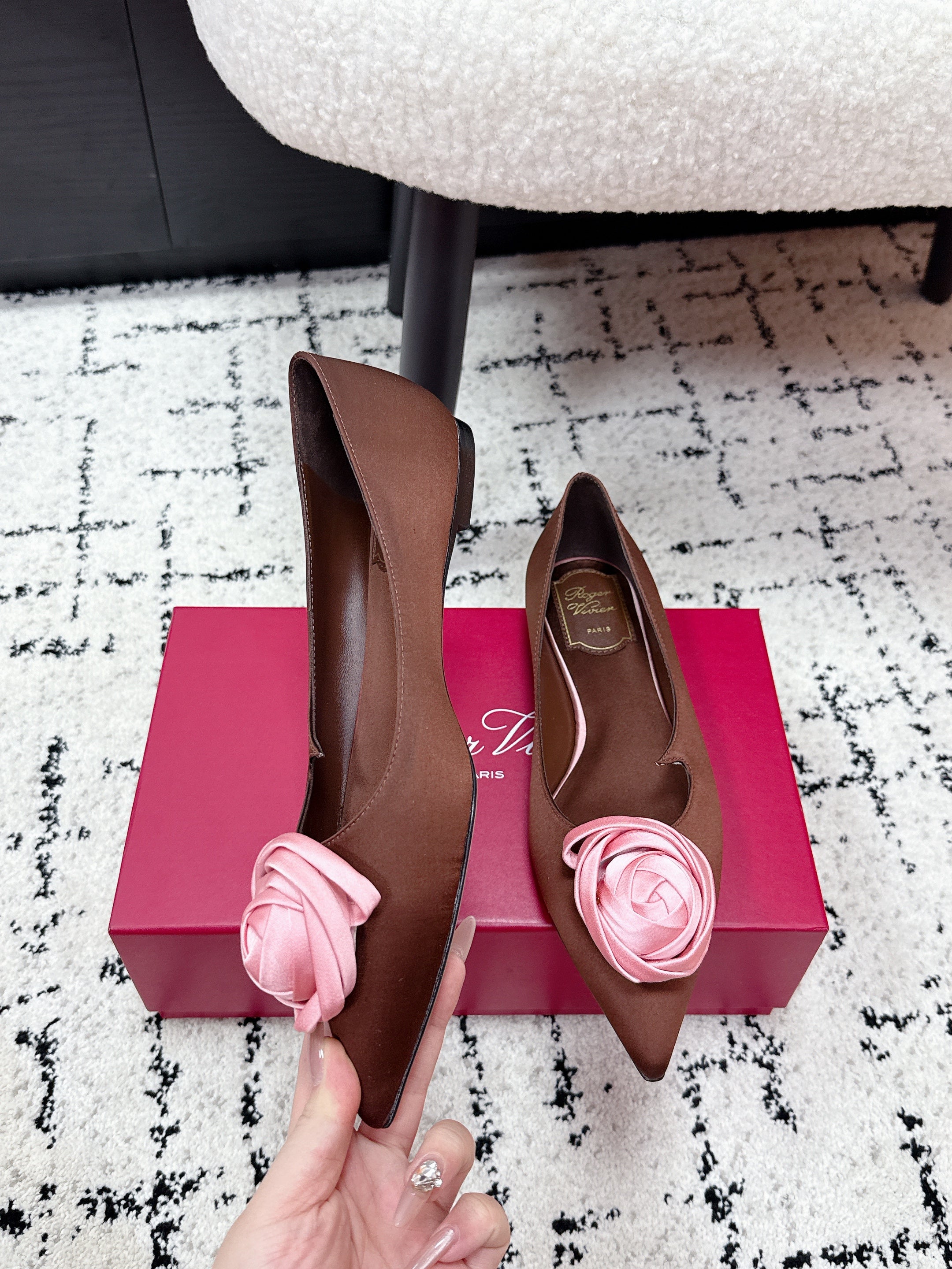 RV Rose Vivier Flower Slingback Flat Pink Brown Satin 617285