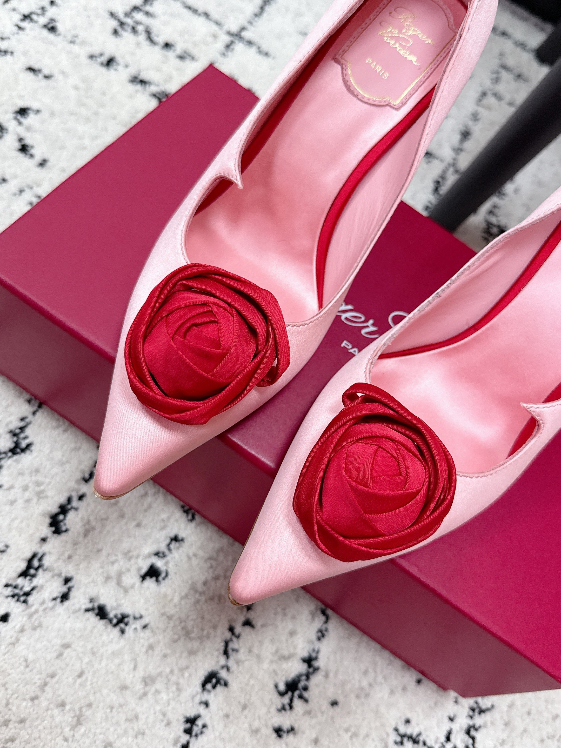 RV Rose Vivier Flower Pumps 10cm Pink Red Satin 617294