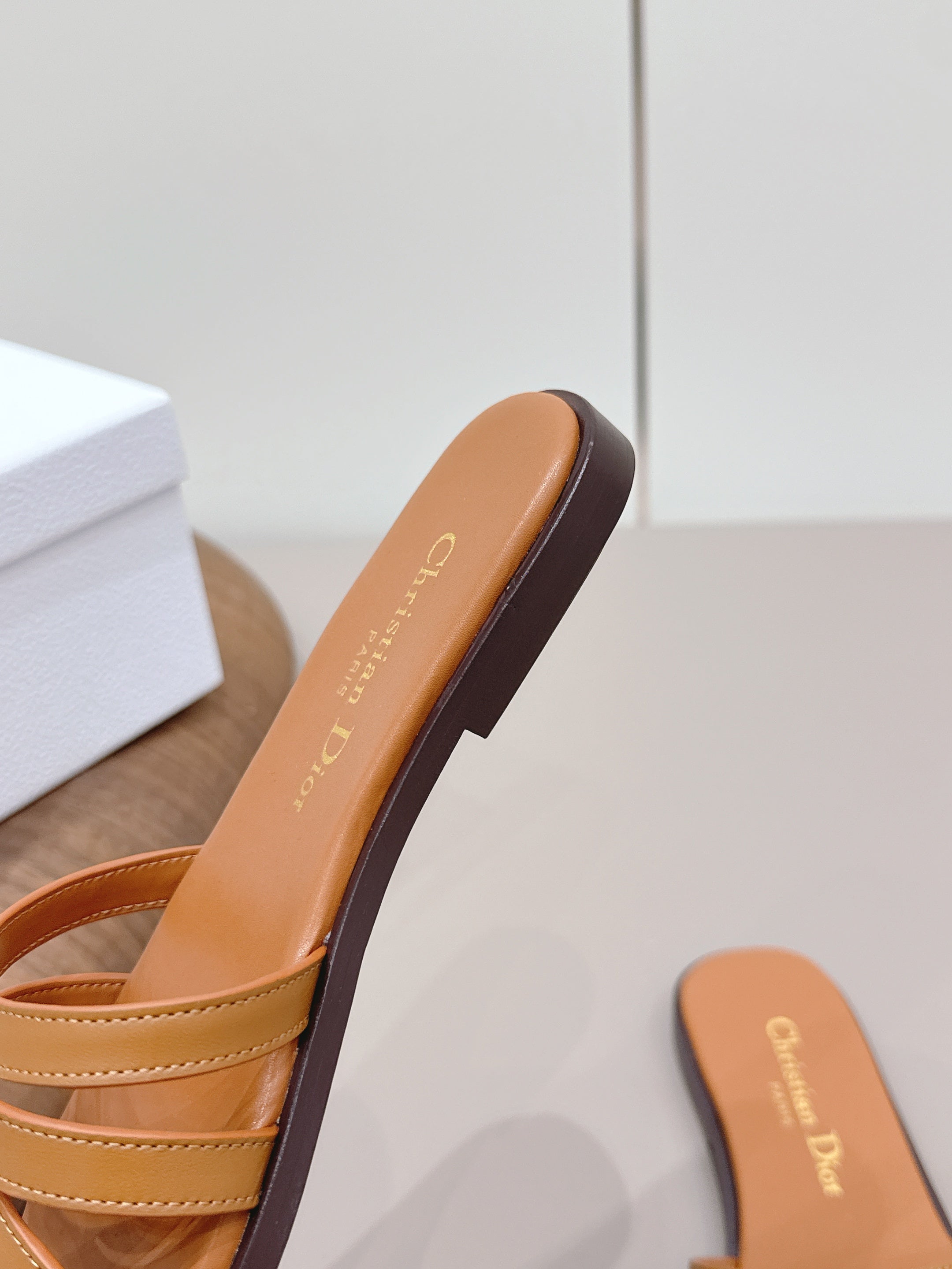 CD 26s 30M Slide Tan Calfskin 738223