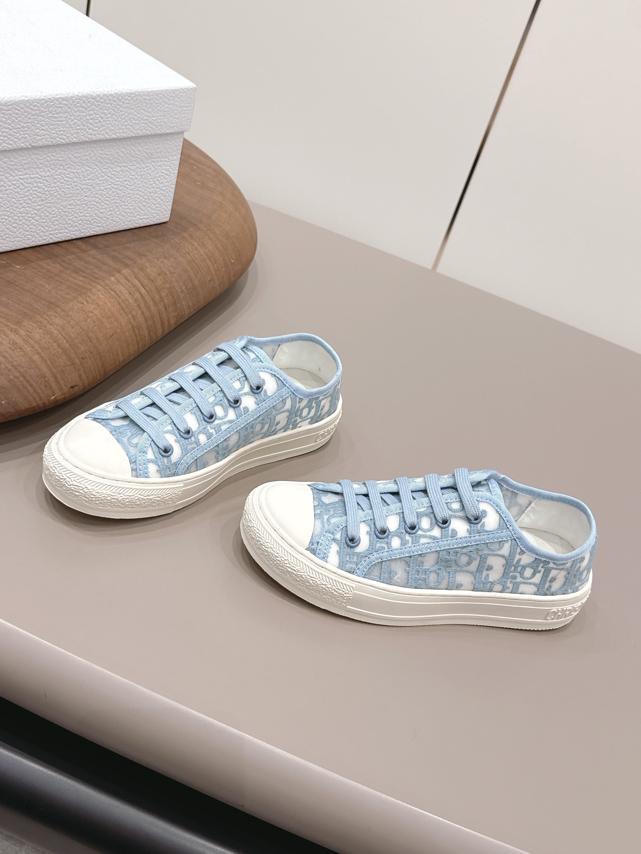 CD Walk'n'Dior Sneaker White Light Blue Cotton Mesh 739319