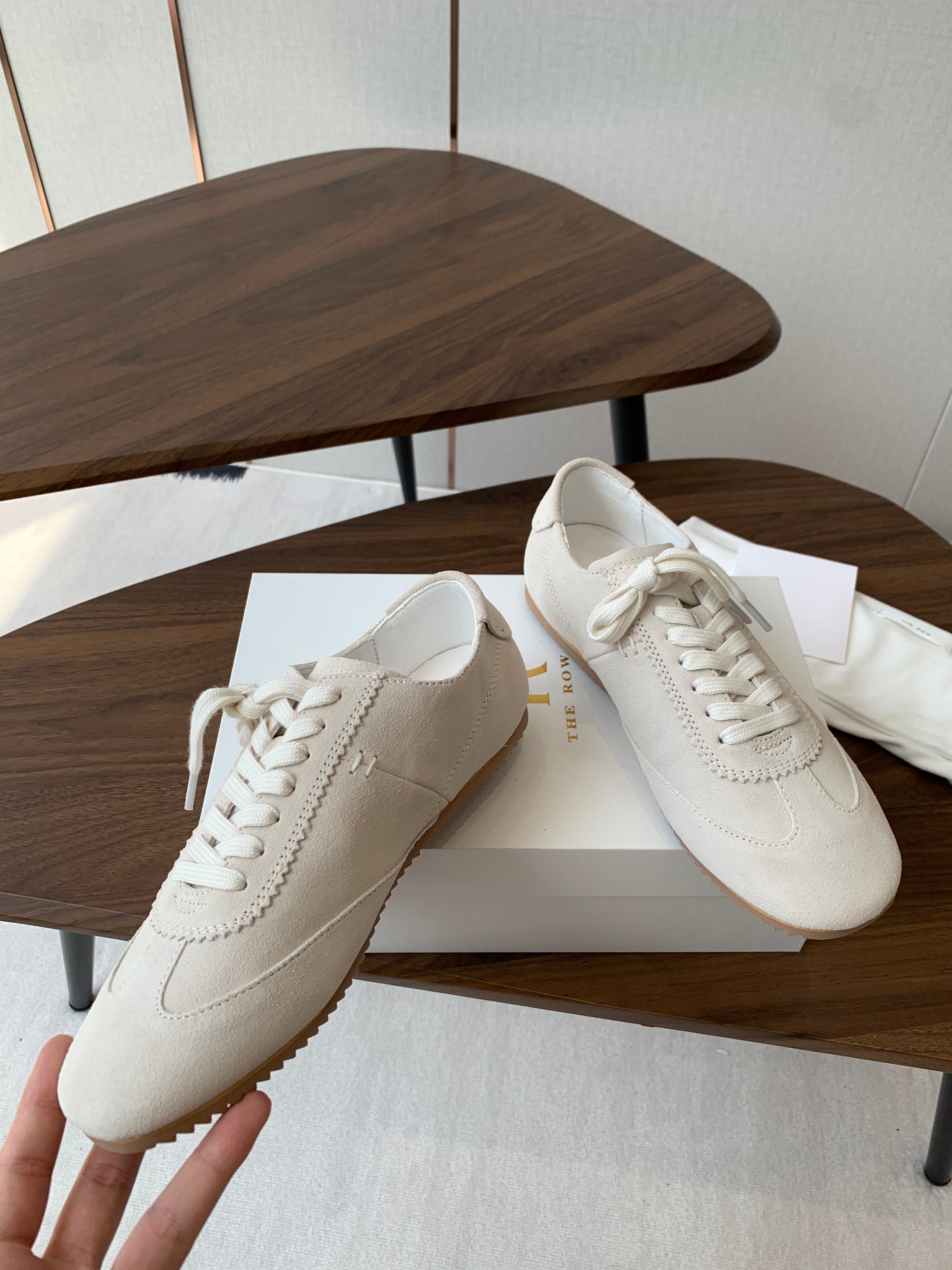 The Row Sneakers Eggshell Cow Suede 334523