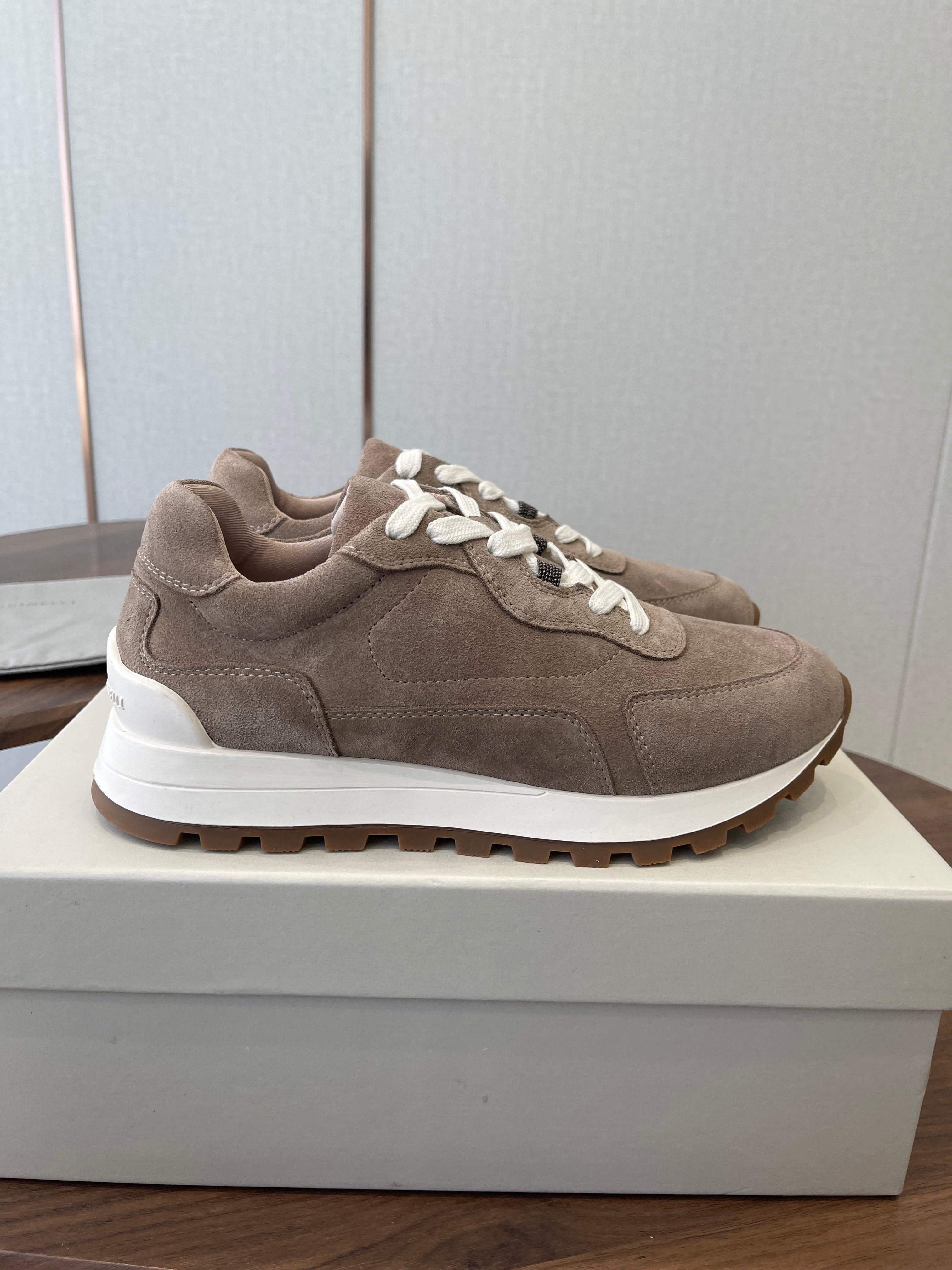 Brunello Runners With Shiny Details Light Taupe Suede 624482