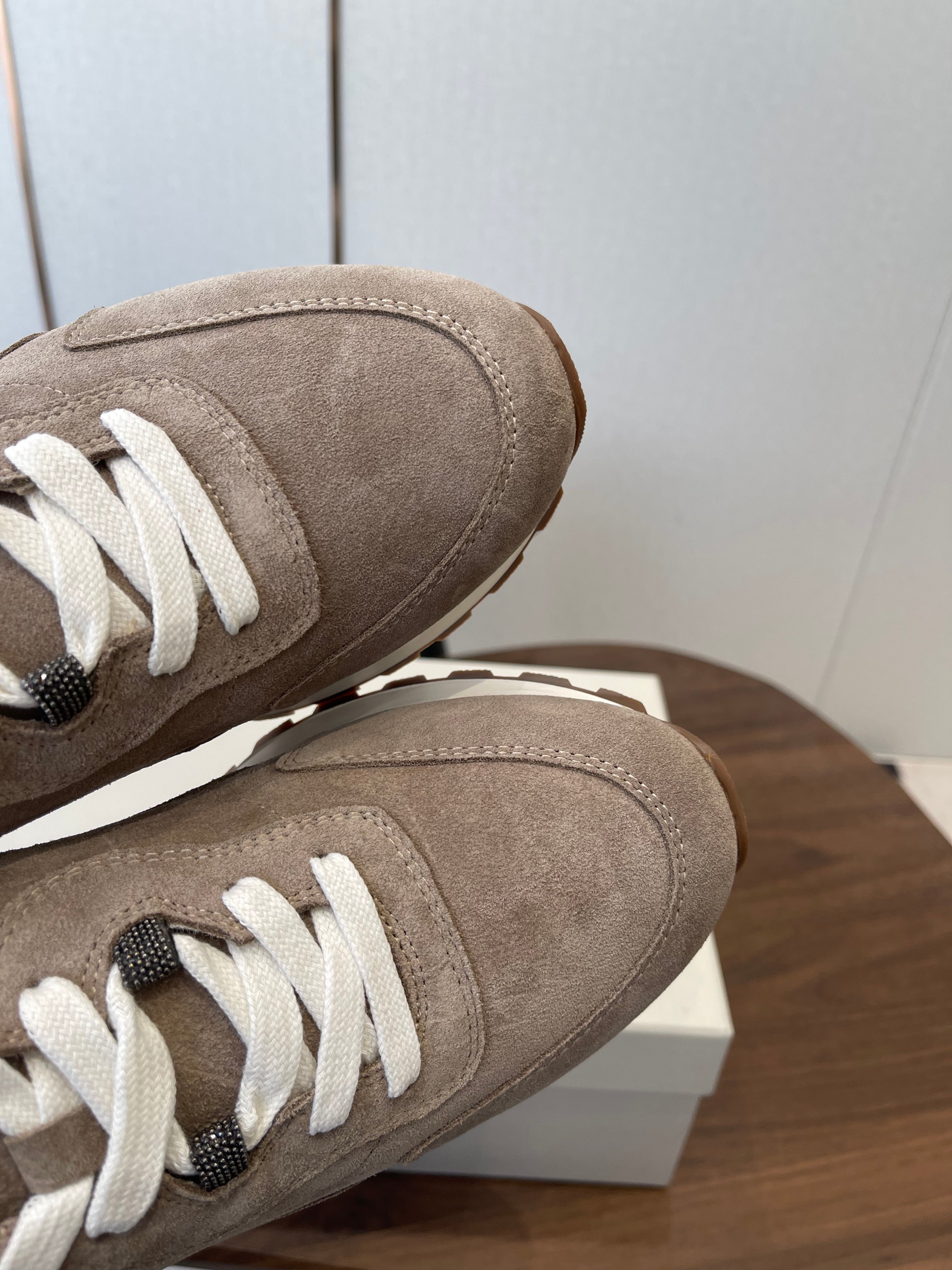 Brunello Runners With Shiny Details Light Taupe Suede 624482