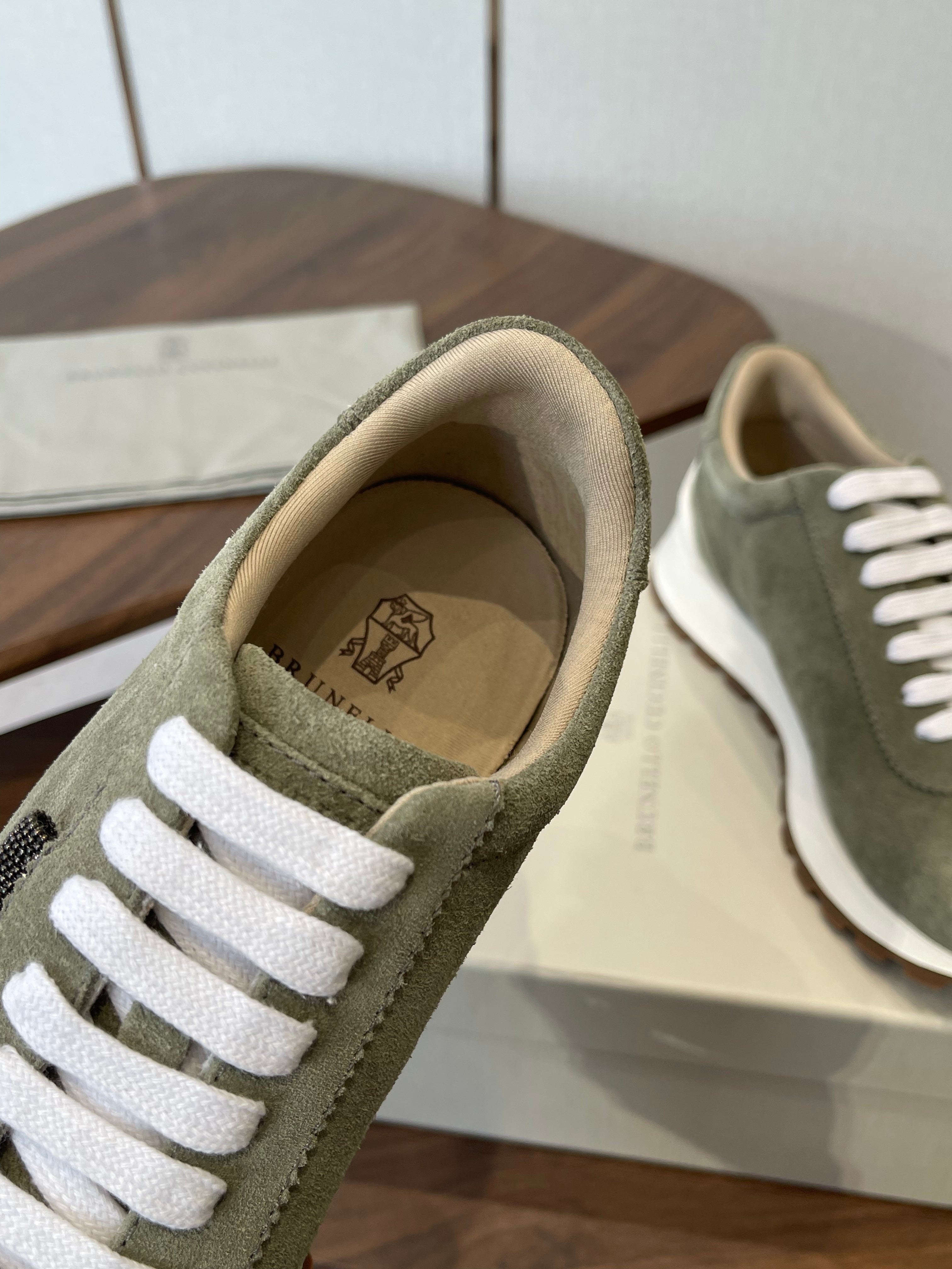 Brunello Runners With Shiny Tab Olive Suede 624491