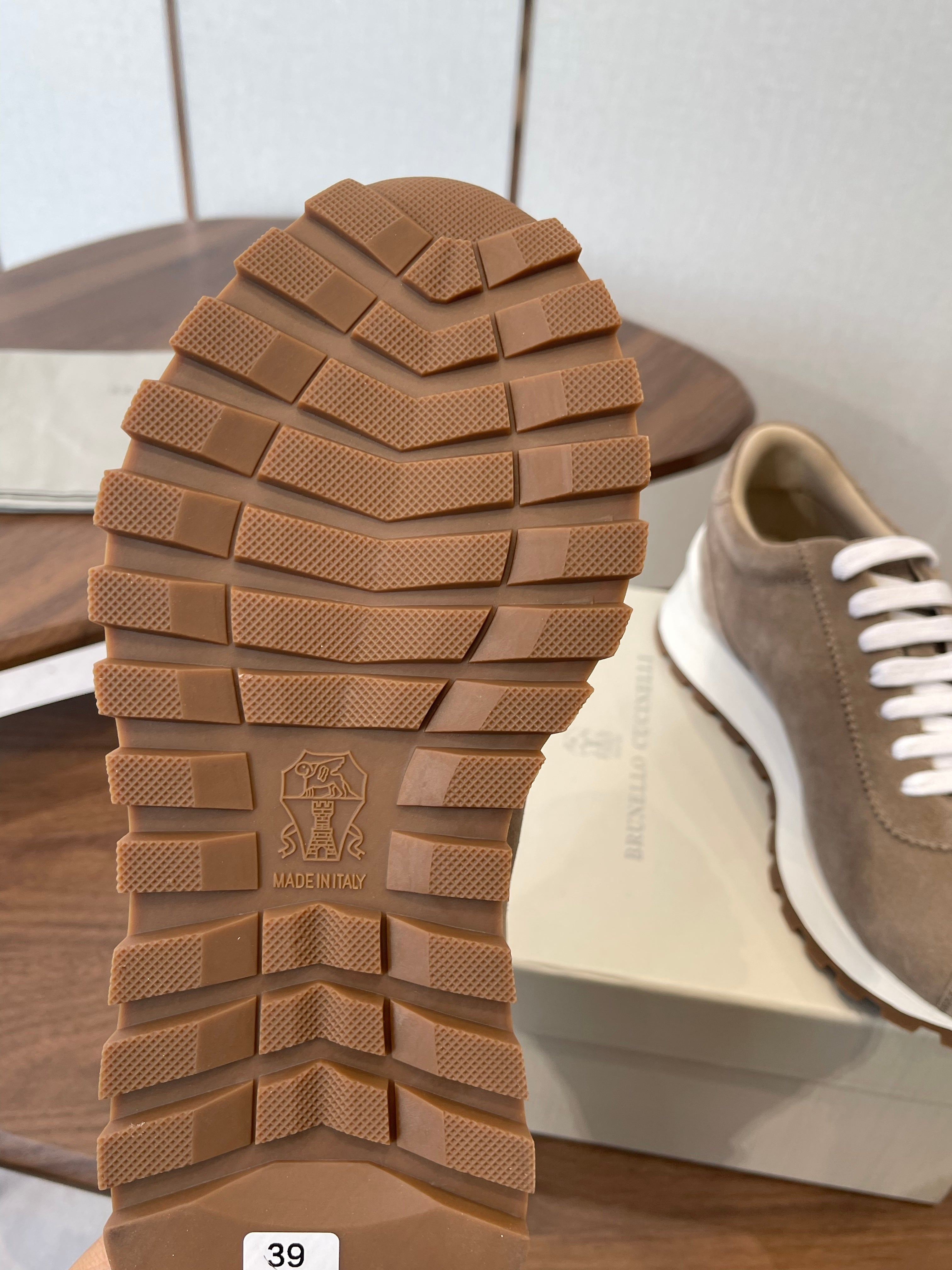 Brunello Runners With Shiny Tab Taupe Suede 624492