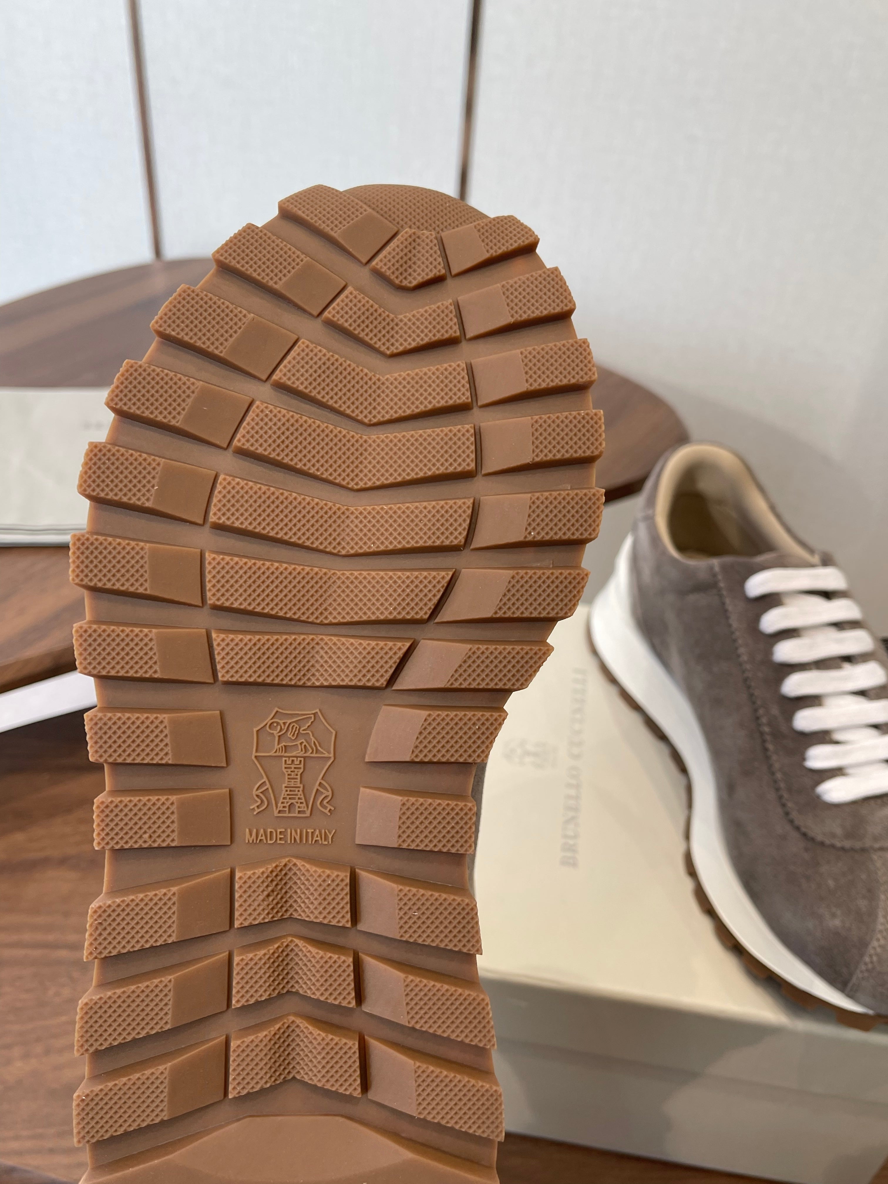 Brunello Runners With Shiny Tab Dark Taupe Suede 624494