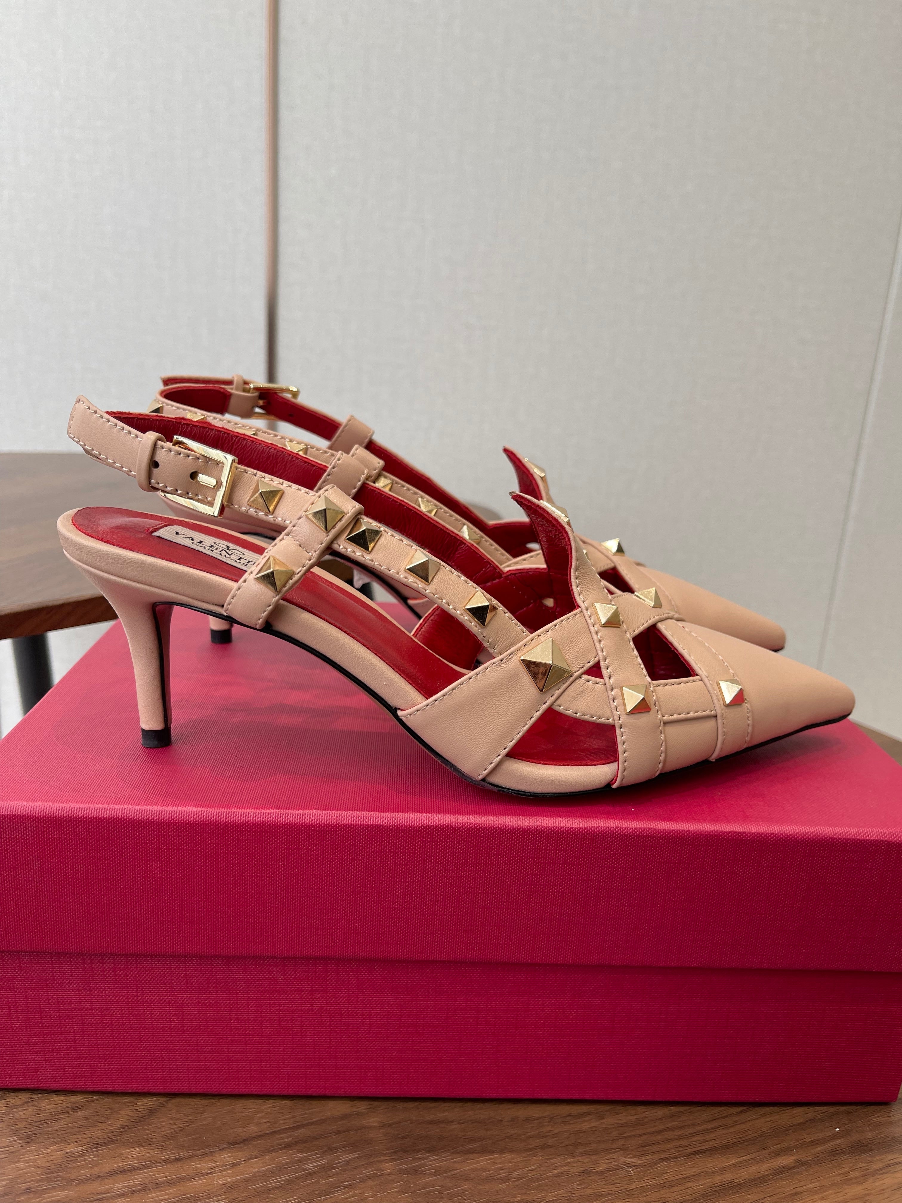 VT Studdy Pumps 65mm Beige Red Leather 624352