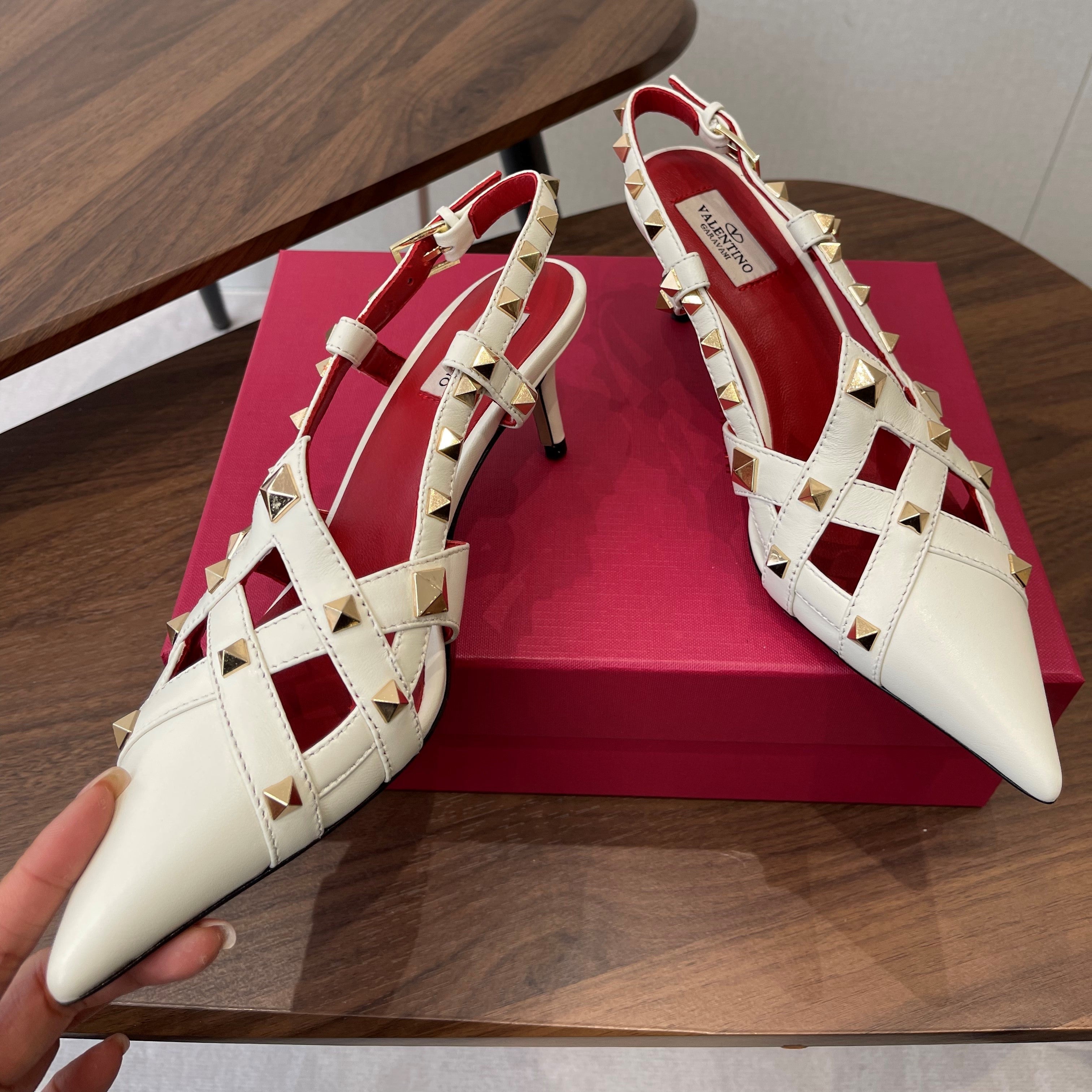 VT Studdy Pumps 65mm White Red Leather 624353