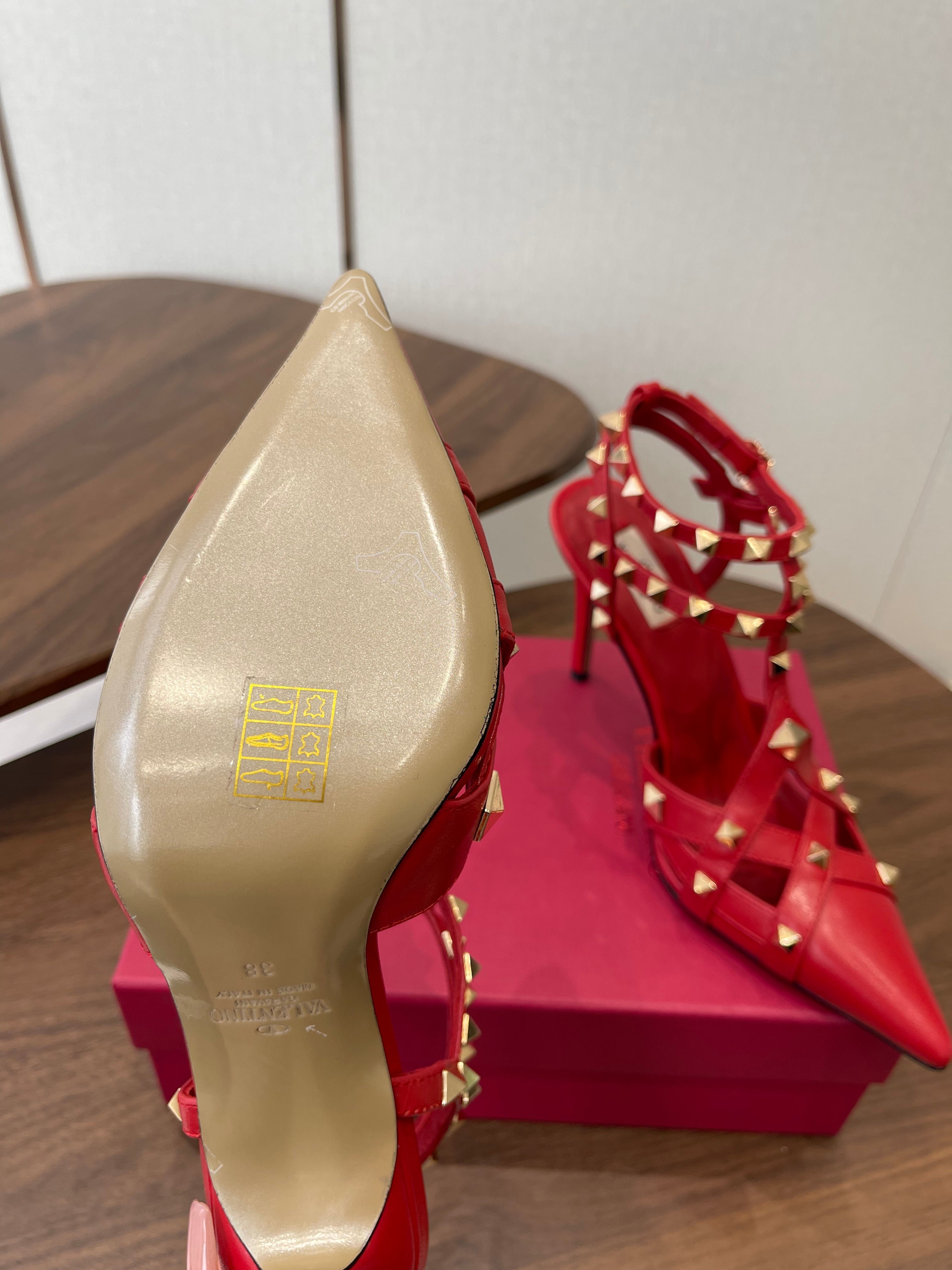 VT Studdy Pumps 95mm Red Leather 624355