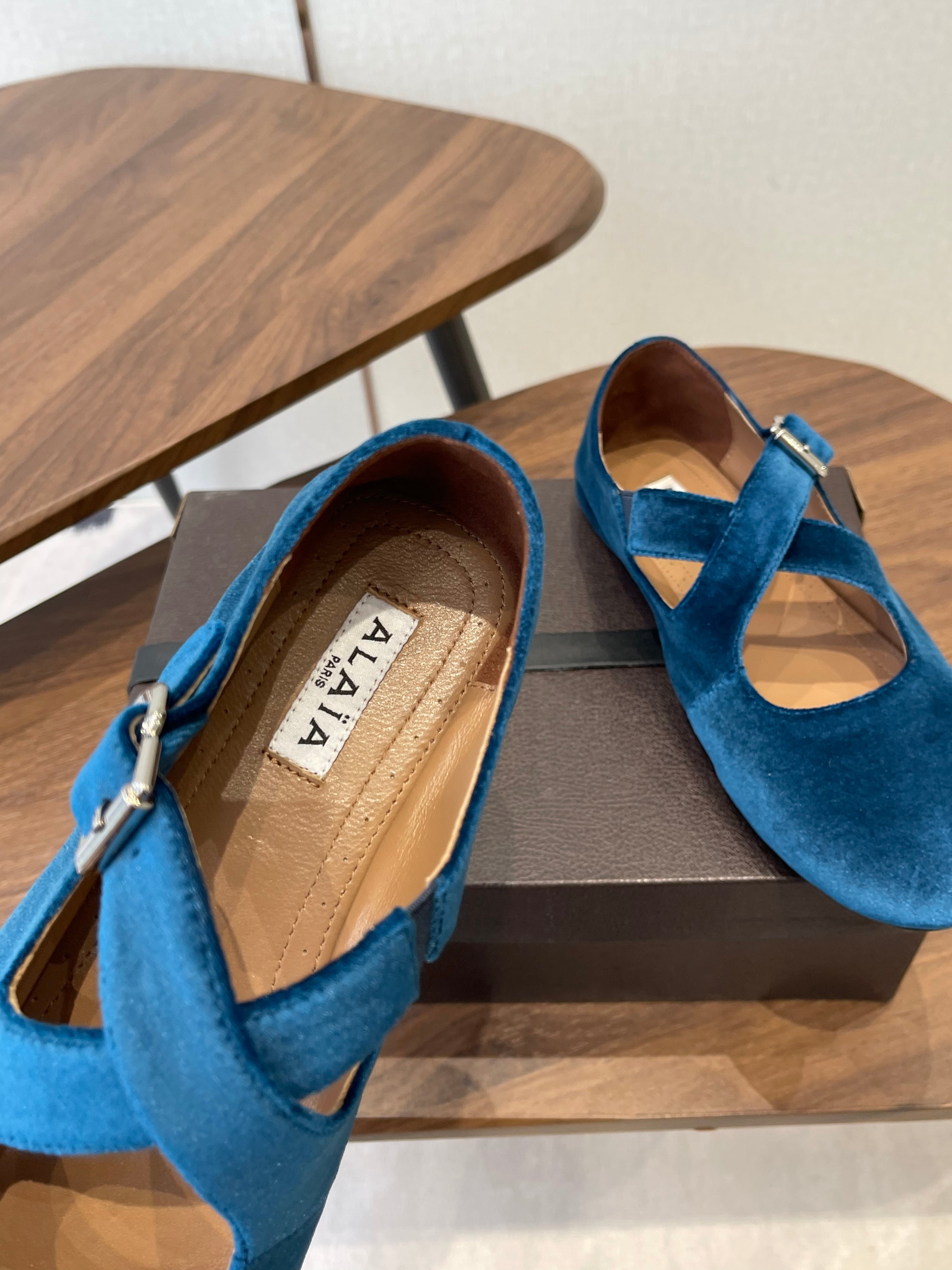 Alaïa Criss Cross Ballet Flat Dark Blue Velvet Velvet
