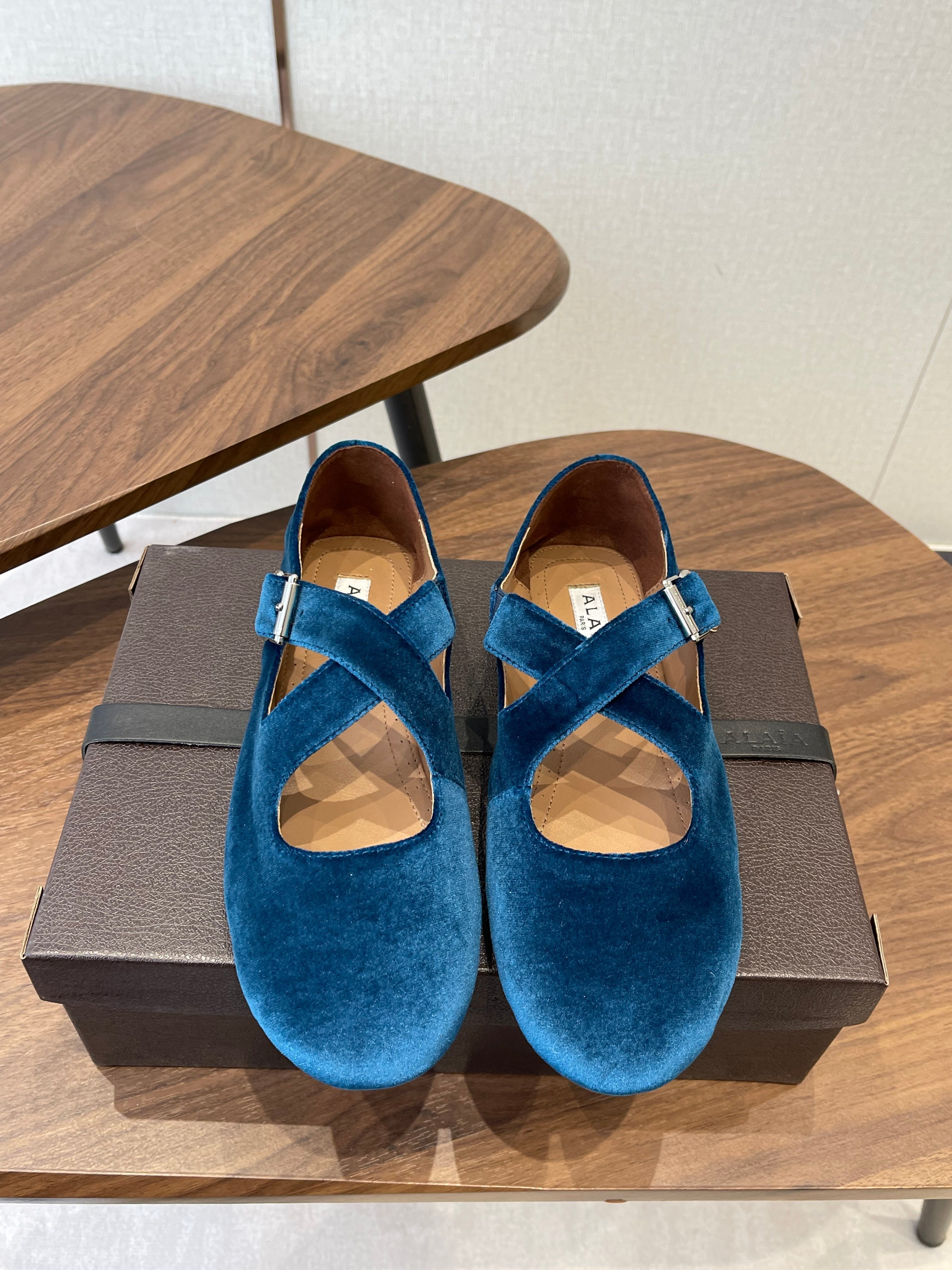 Alaïa Criss Cross Ballet Flat Dark Blue Velvet Velvet
