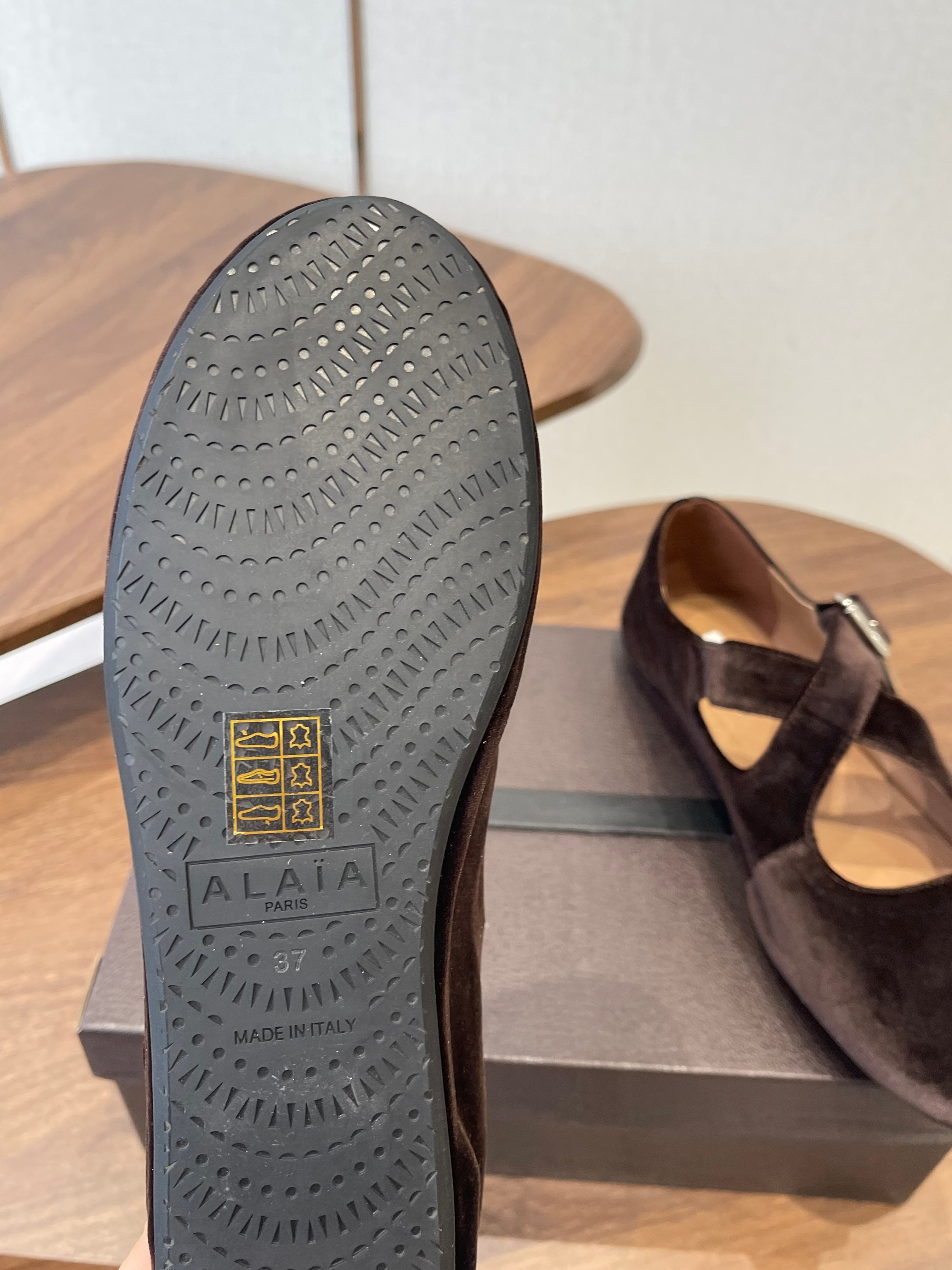 Alaïa Criss Cross Ballet Flat Dark Brown Velvet