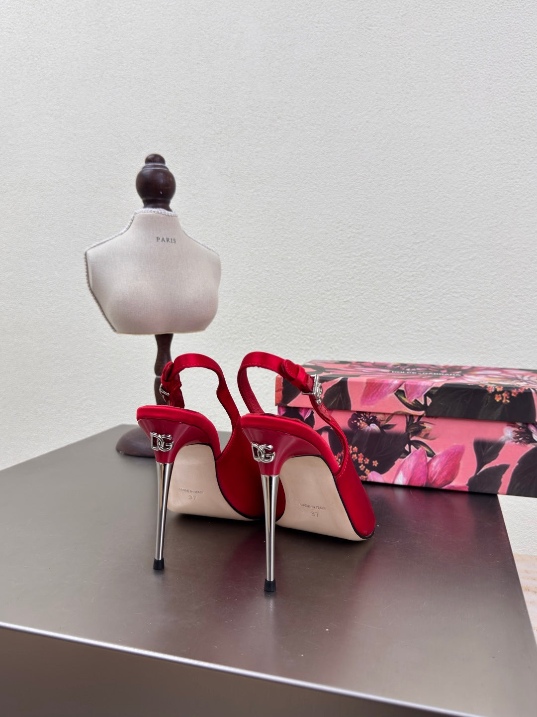 DC Slingback Pumps Red Silk & Sheepskin 343143