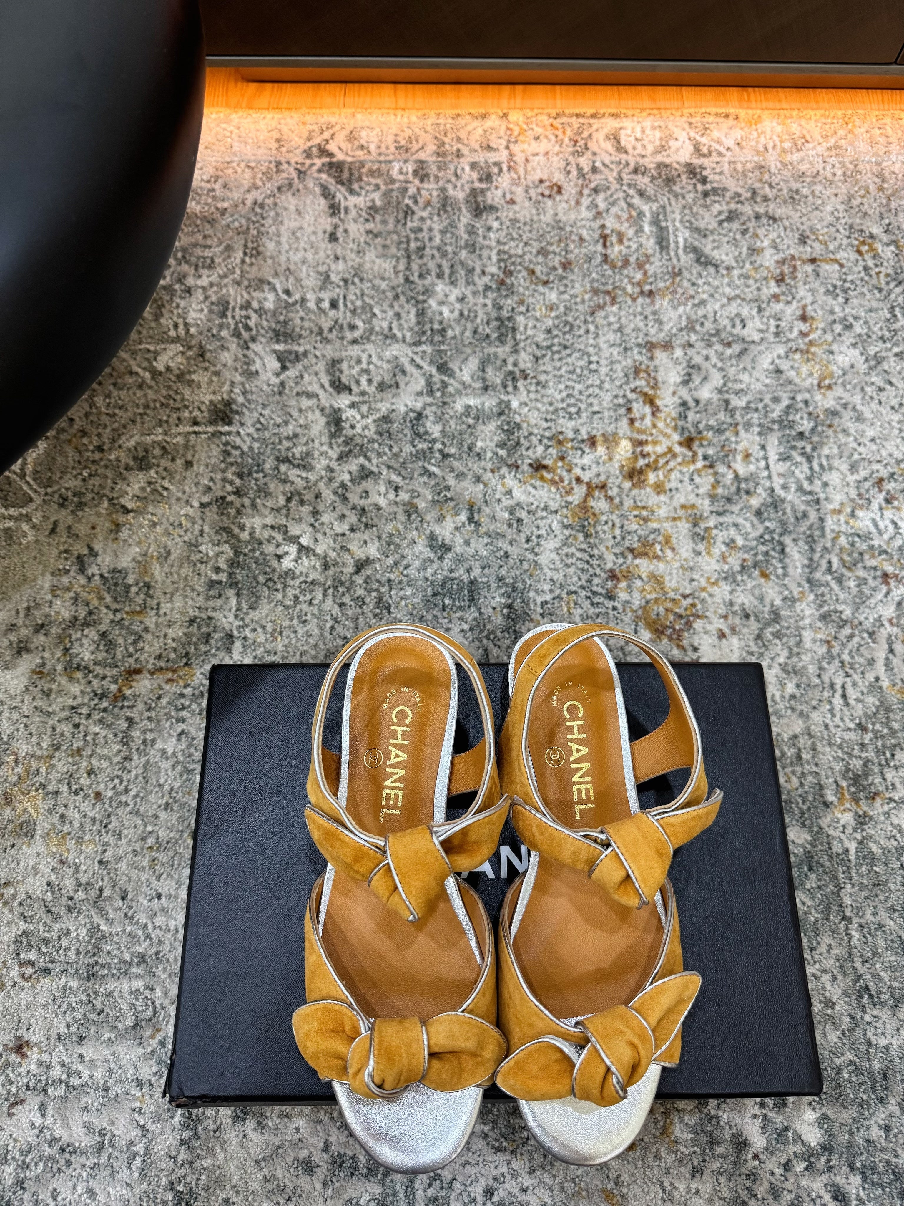 CC Double Bow Sandal 2cm Orange Sliver Suede 804016