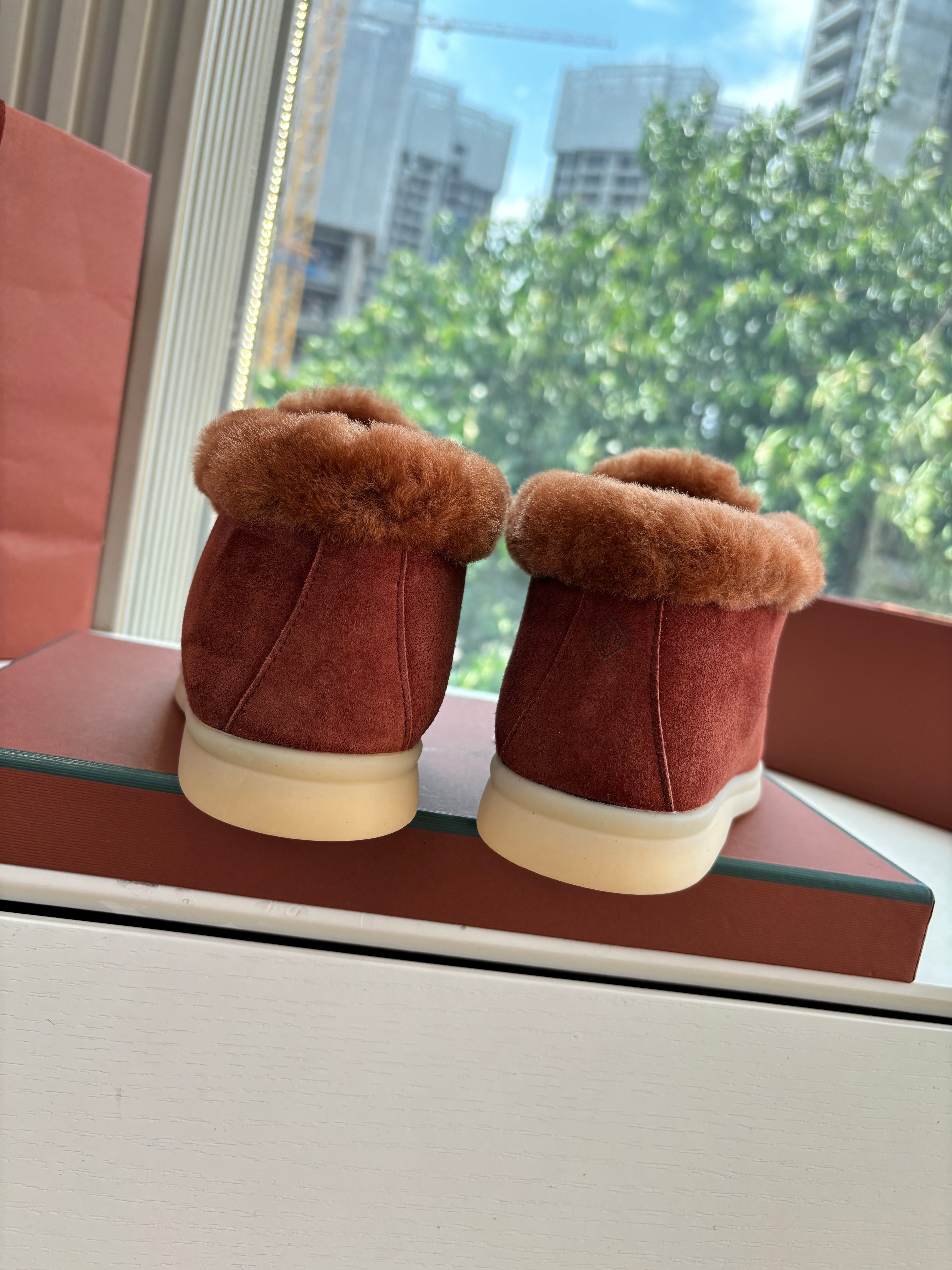 LP Open Walk Ankle Boot Oxblood Fur Suede 507426