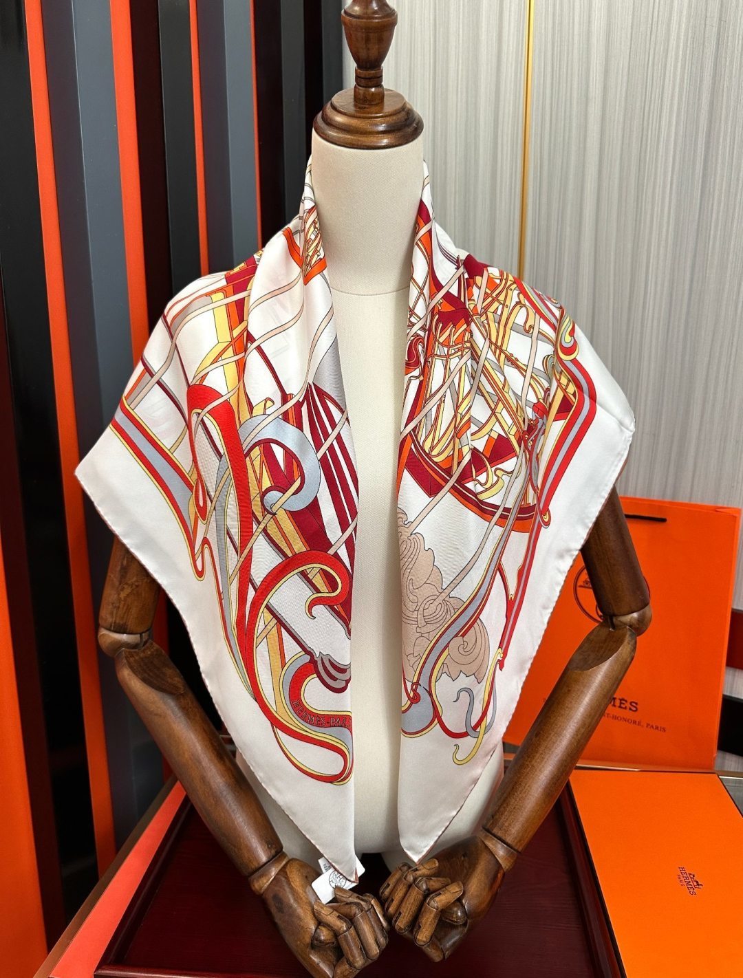 HM Scarf 90x90 Colorful Twill Silk 511161