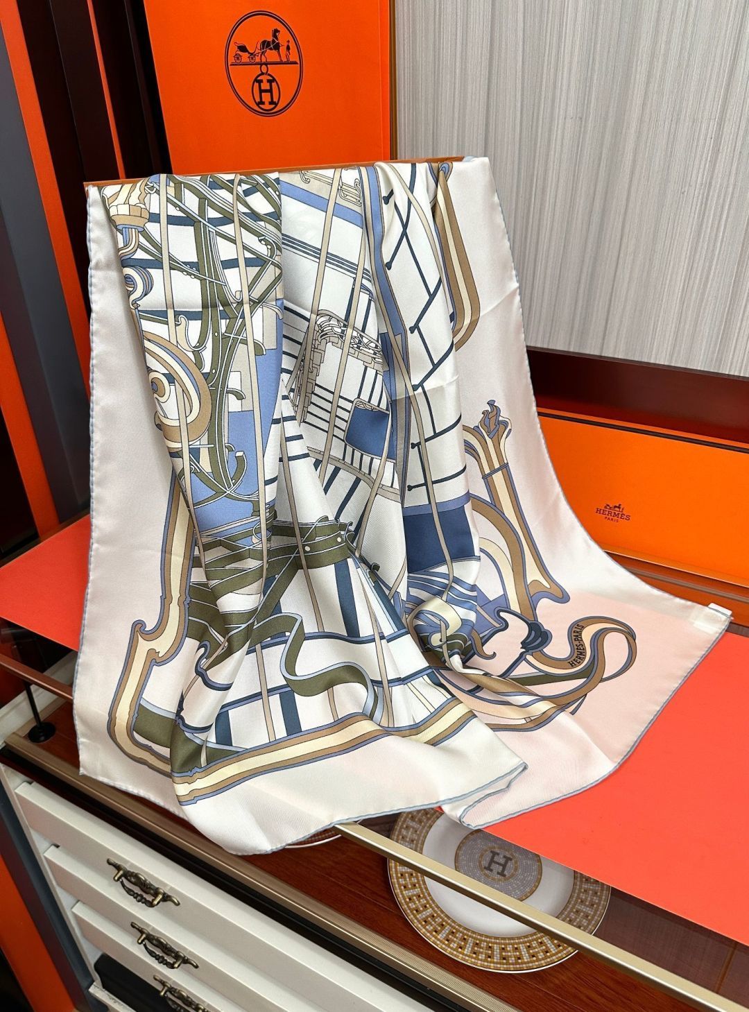 HM Scarf 90x90 Colorful Twill Silk 511162