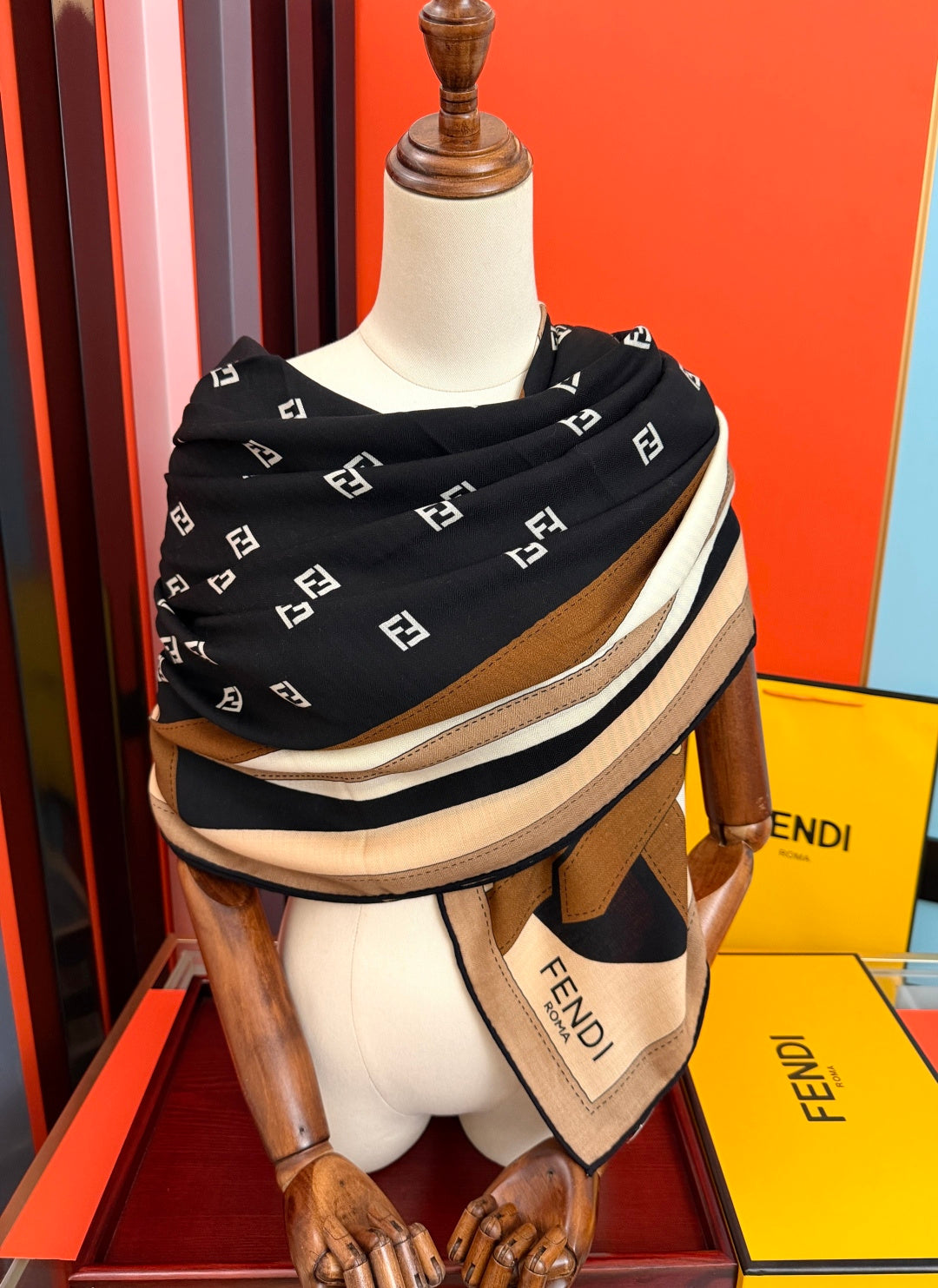 Fendi 26s Scarf 140 In Cashmere And Silk 446708