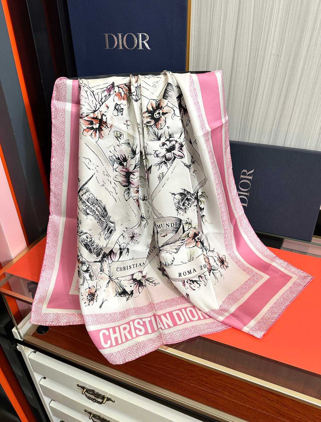 CD Scarf 90x90 Colorful Twill Silk 511170