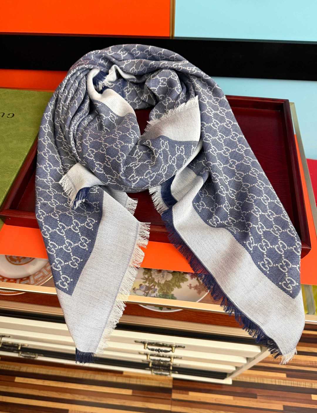 GG 26s Scarf 140 In Cashmere And Silk 521951