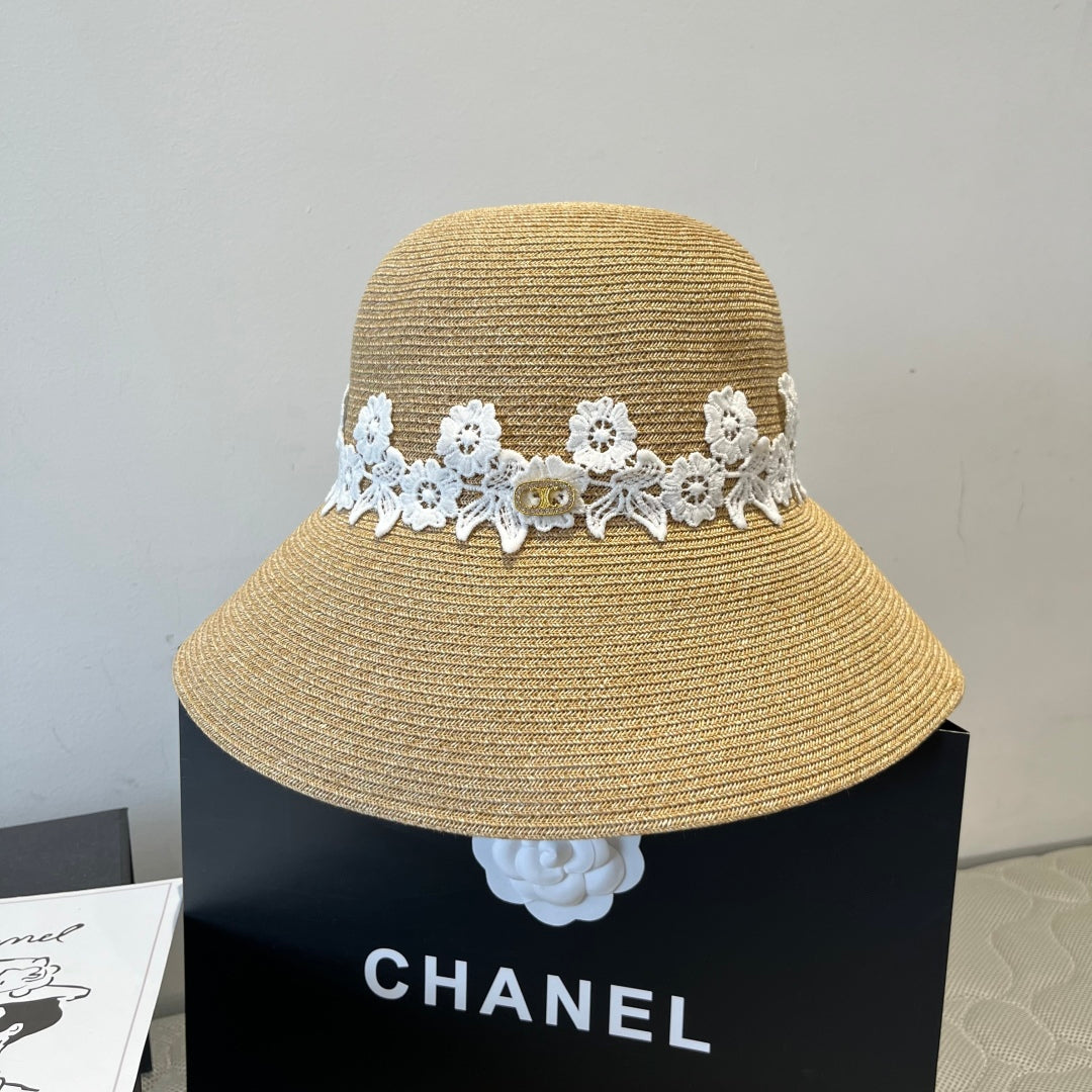 WIDE BRIM HAT MODEL 652030 IN WOVEN STRAW