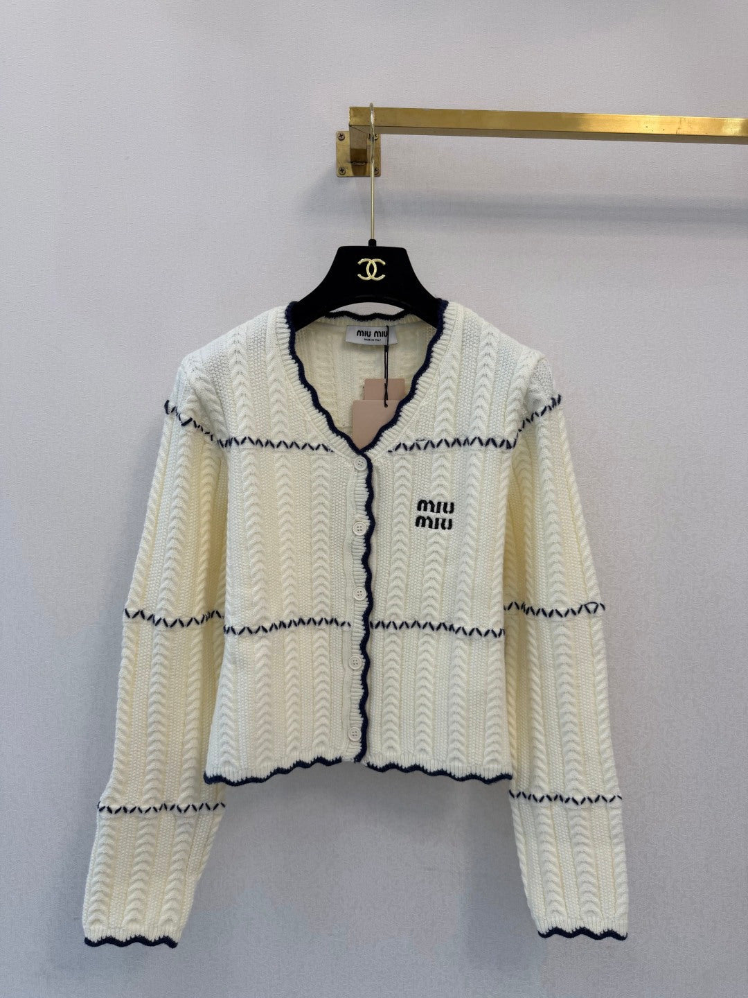 Miu 26s V-Neck Long-Sleeved Cardigan Ivory Wool 423101