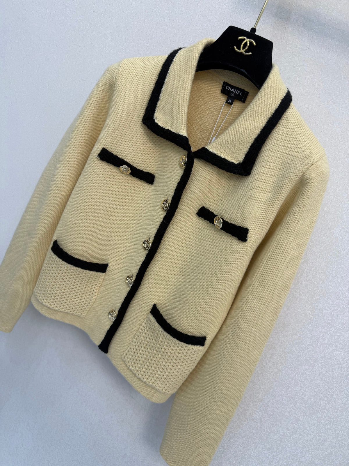 Chanel 26s Jacket Contrasting-Trim Knit Tweed 429799