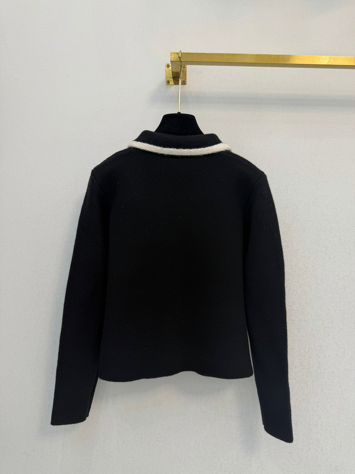 Chanel 26s Jacket Contrasting-Trim Knit Tweed Black 429798