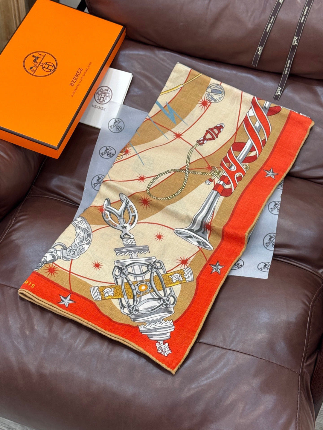 HM Starry Night Chorus Double-Sided Scarf 140cm Peach Orange Silk Cashmere 143719