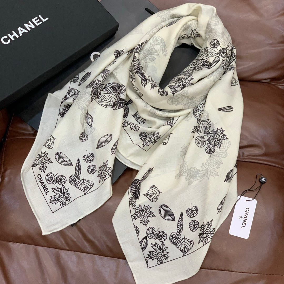 CC Scarf 140cm White Silk Cashmere 143728