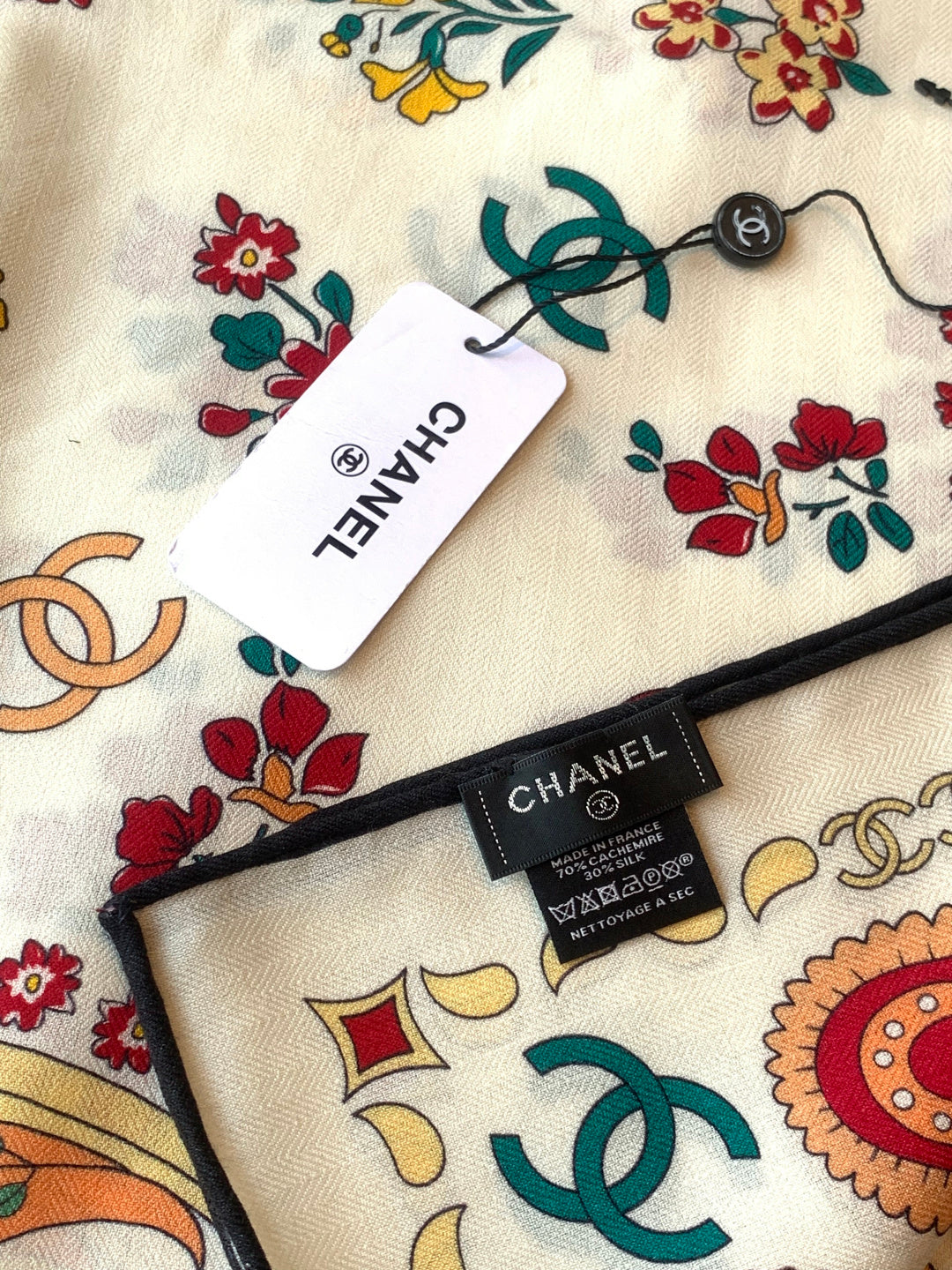 CC Double-Sided Scarf 135cm Ivory Mulberry Silk Cashmere 153169