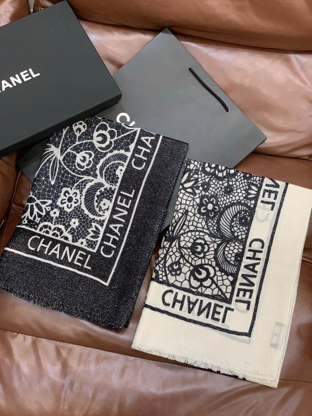 CC Double-Sided Scarf 100*200cm White Black Cashmere 153172