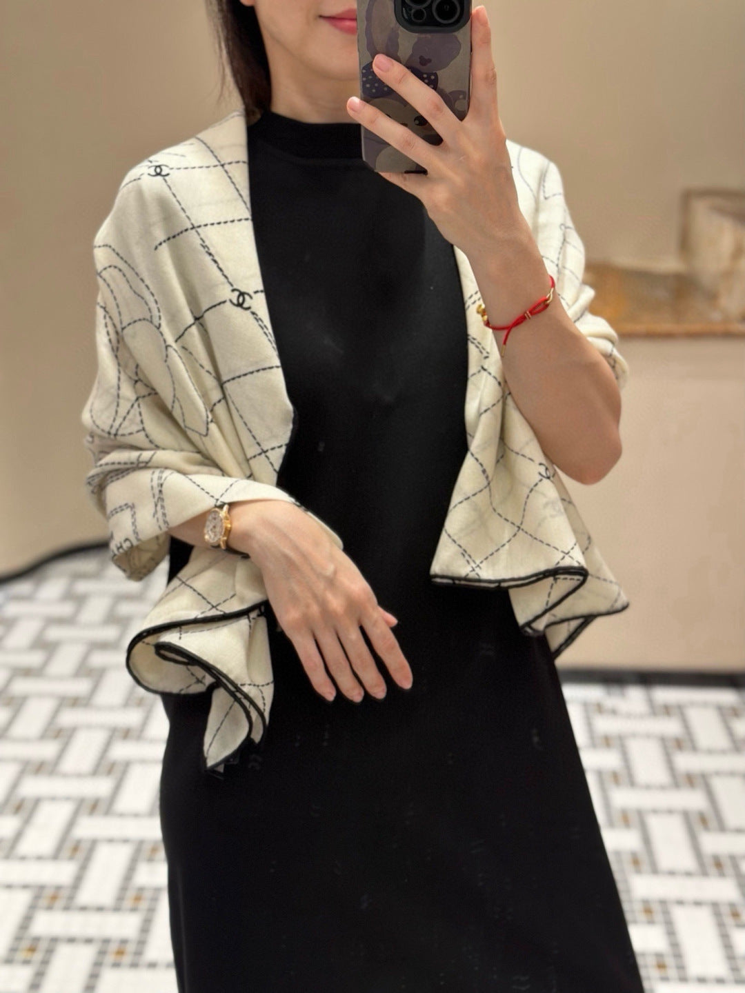 Chanel 26s Scarf 140 In Cashmere And Silk 304715