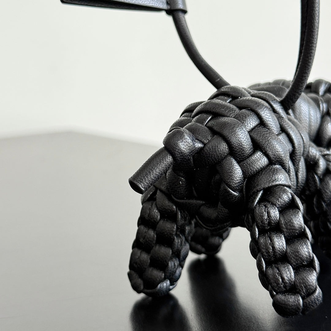 BV 25 Elephant Charm Black leather