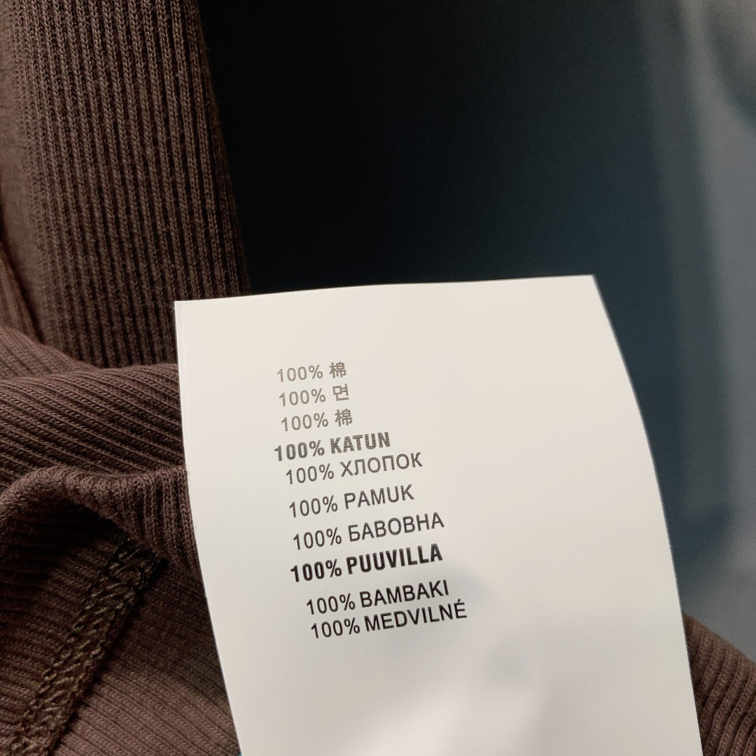 Prada 26s Crew Neck Short Sleeve T-Shirt 406291