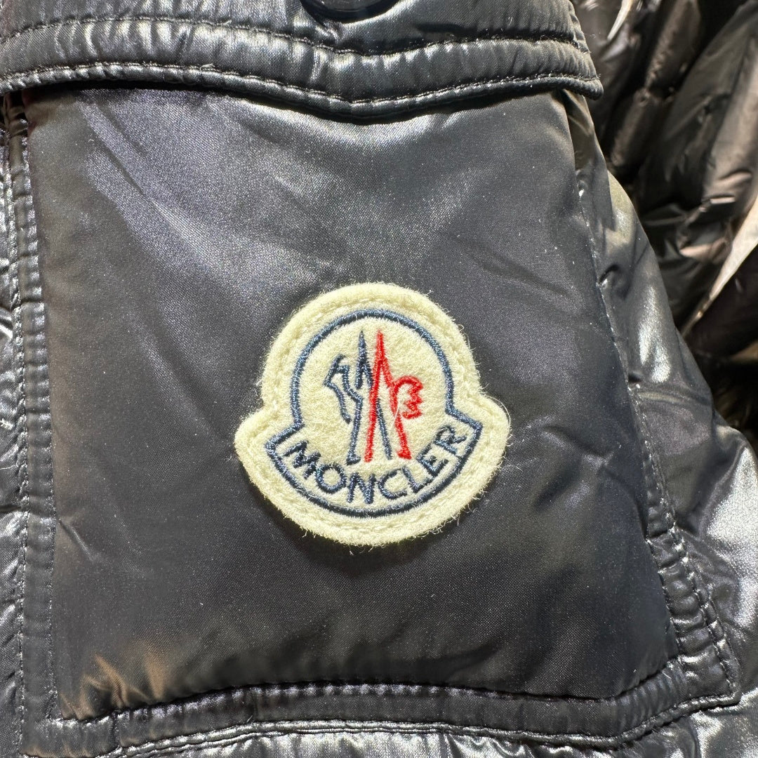 Moncler 26s Mid-Length Down Jacket 415304