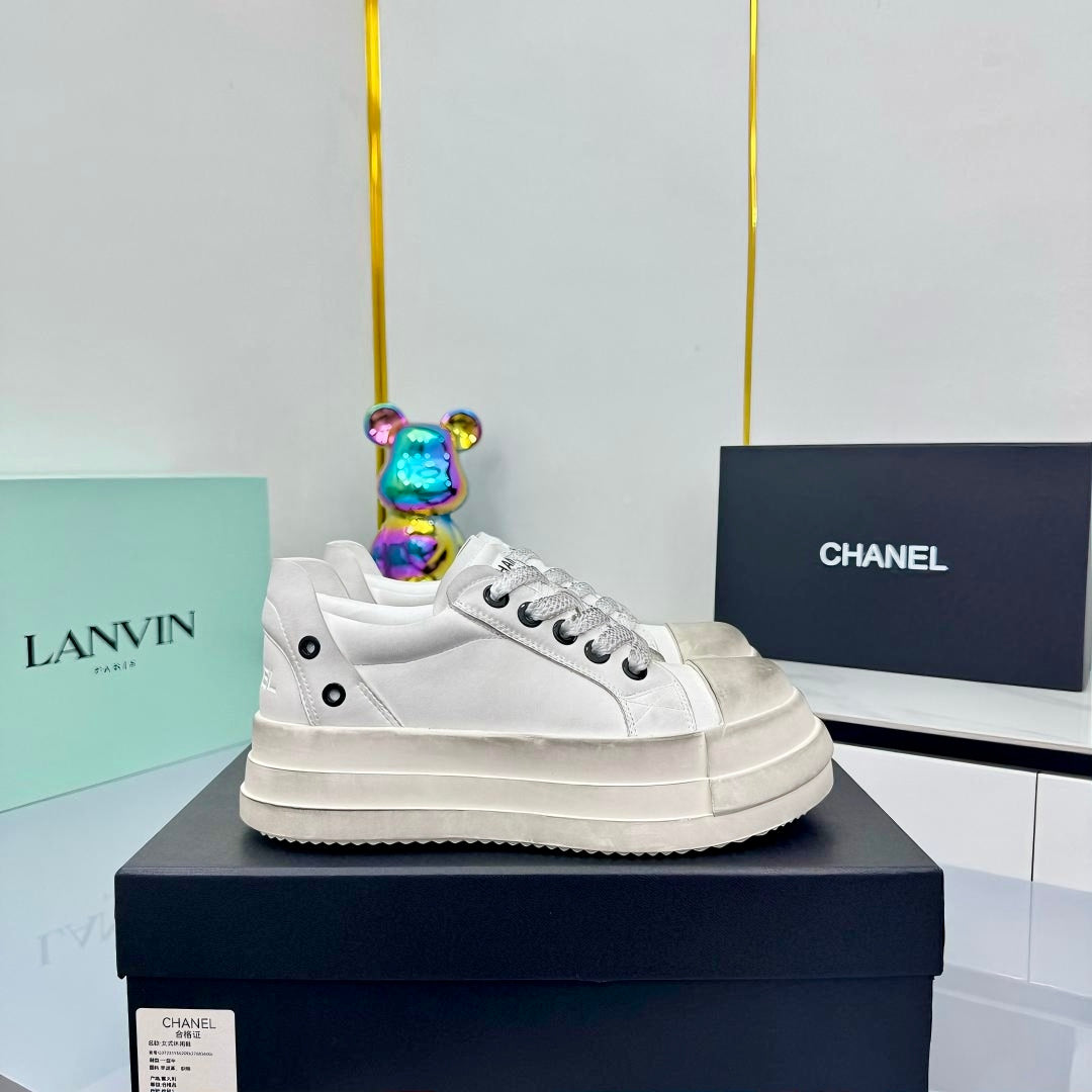 CC 25C Dirty Casual Sneaker White Sheepskin Rubber 413854